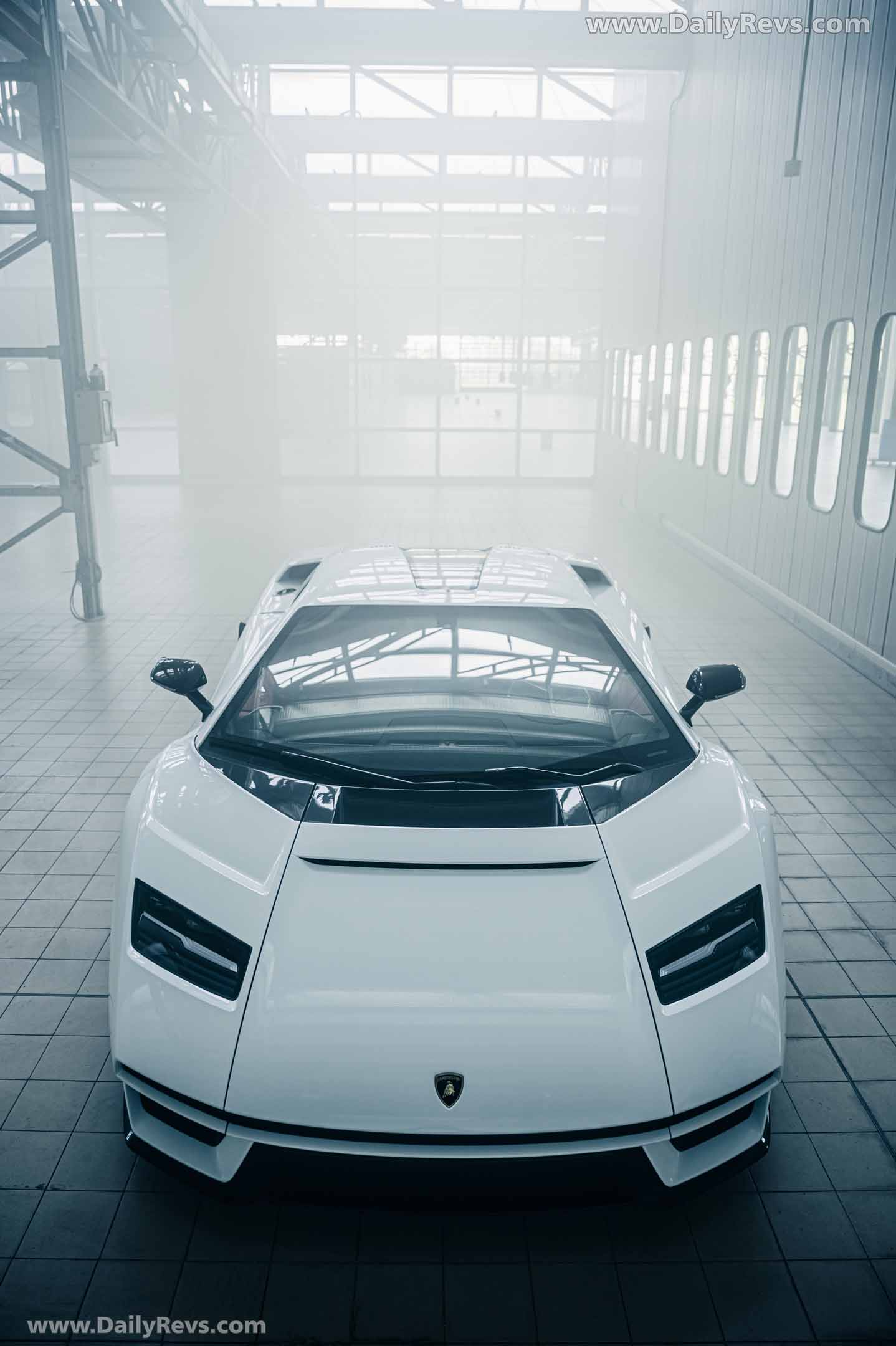 Picture of 2022 Lamborghini Countach LPI 800-4