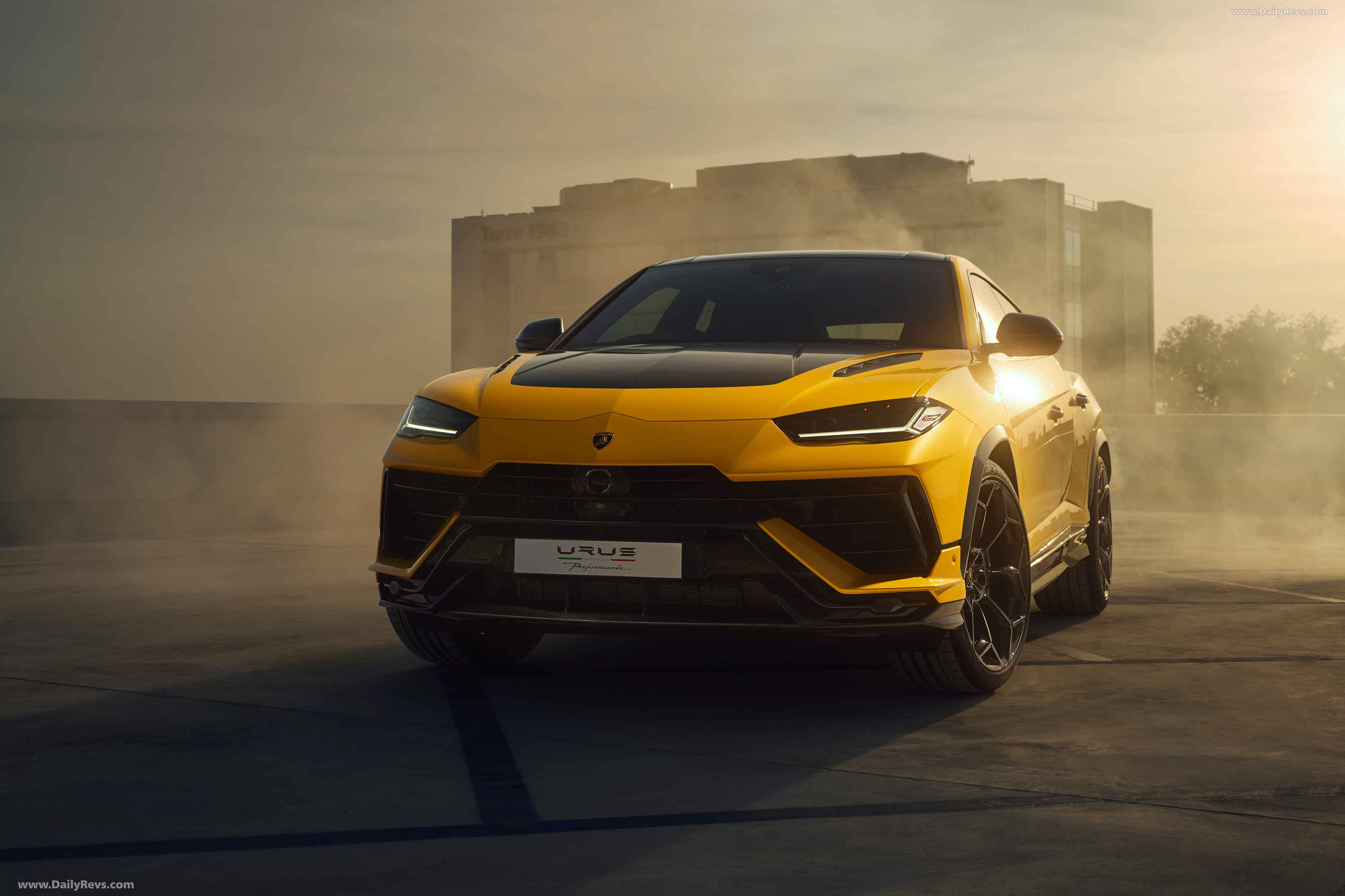 Image for 2023 Lamborghini Urus Performante - Exteriors, Interiors and Details