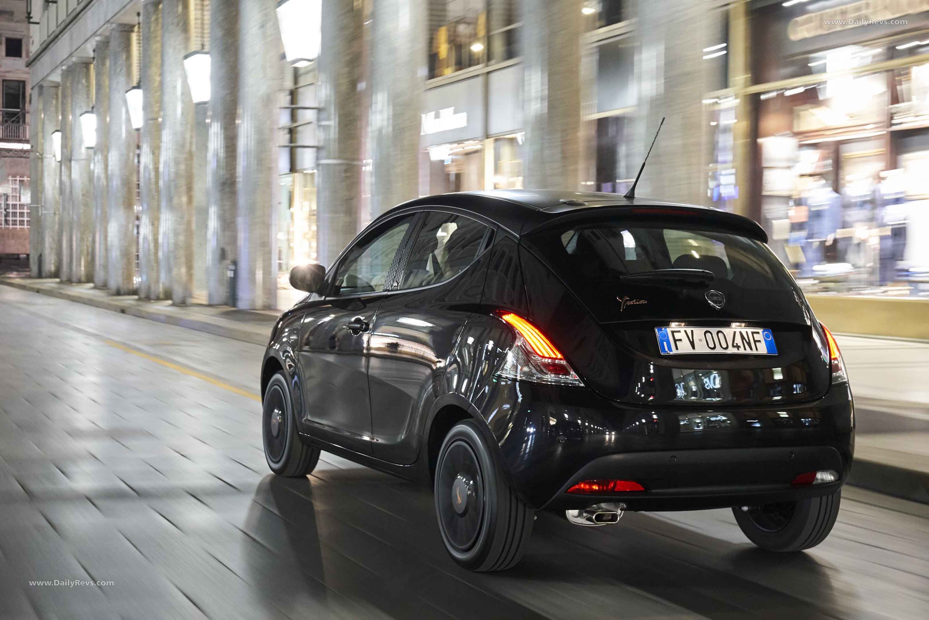 Image for 2019 Lancia Ypsilon Black and Noir - Exteriors, Interiors and Details