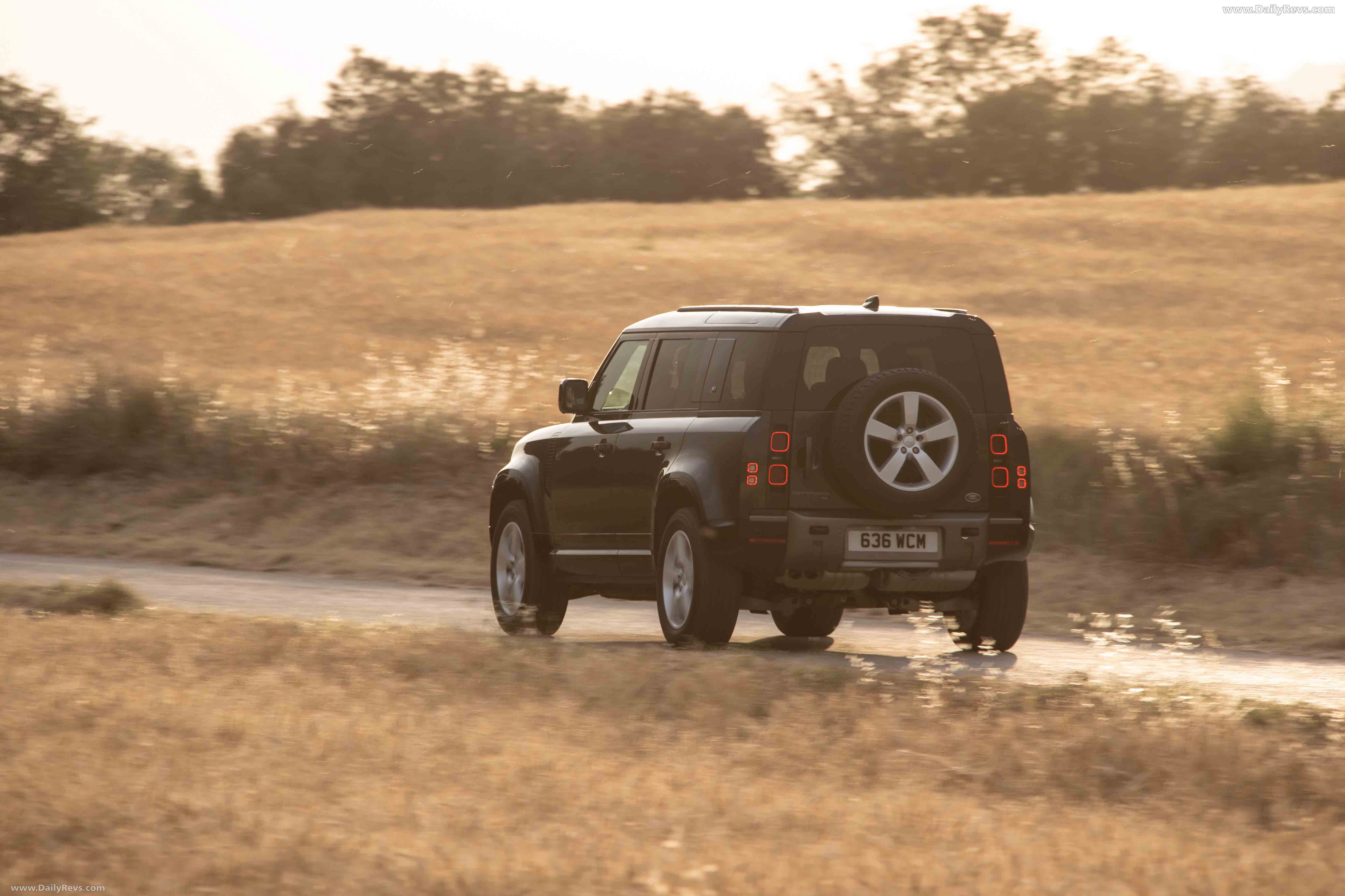 Image for 2022 Land Rover Defender 110 X-Dynamic SE - Exteriors, Interiors and Details