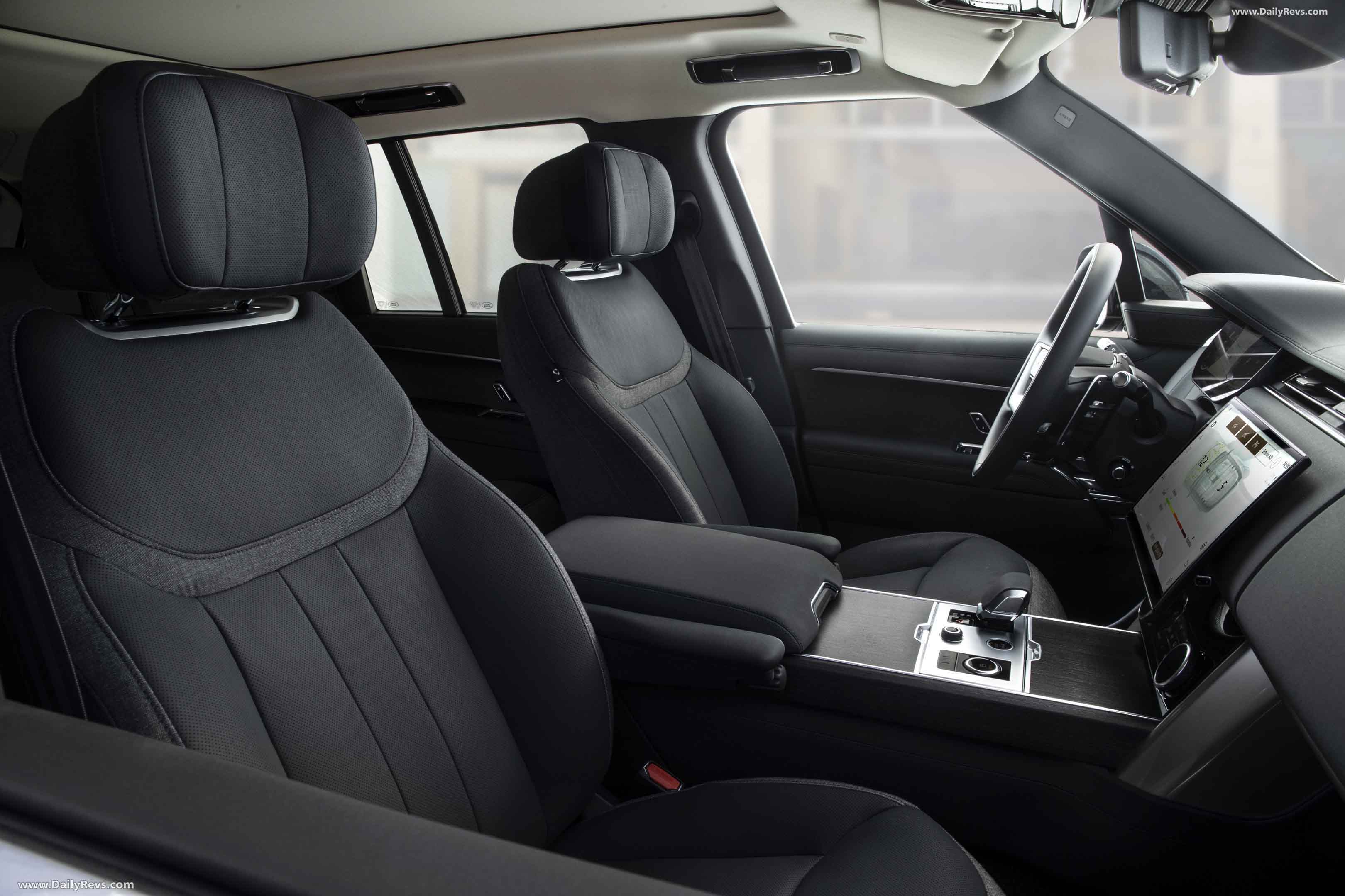 Image for 2022 Land Rover Range Rover SWB - Exteriors, Interiors and Details