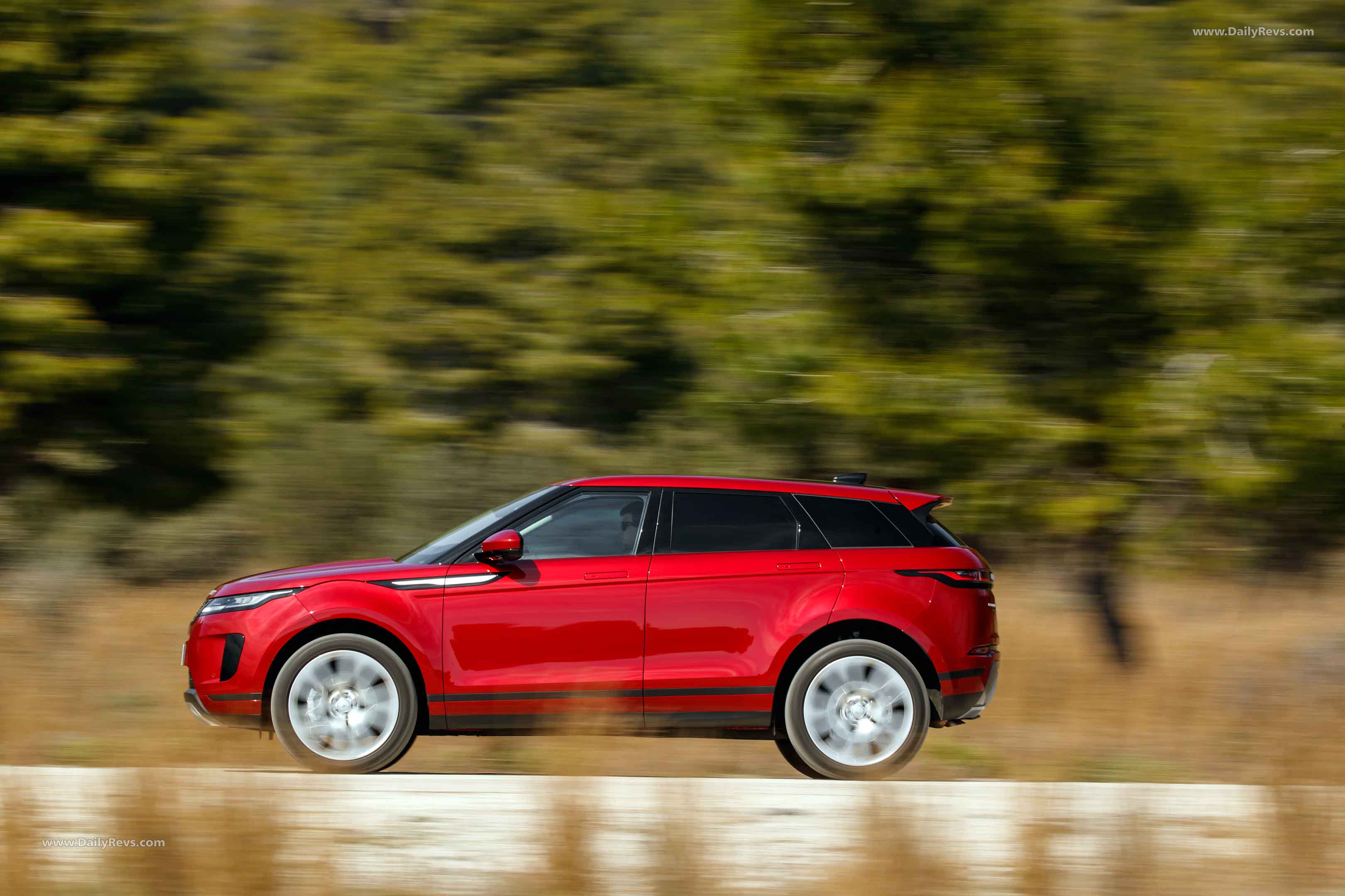 Image for 2020 Land Rover Range Rover Evoque - Exteriors, Interiors and Details