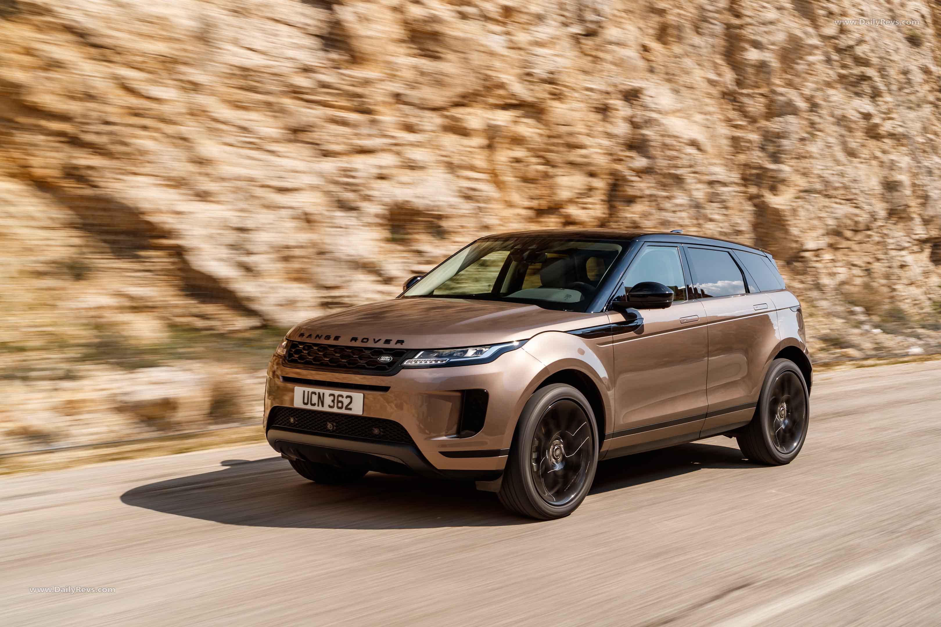 Image for 2020 Land Rover Range Rover Evoque - Exteriors, Interiors and Details