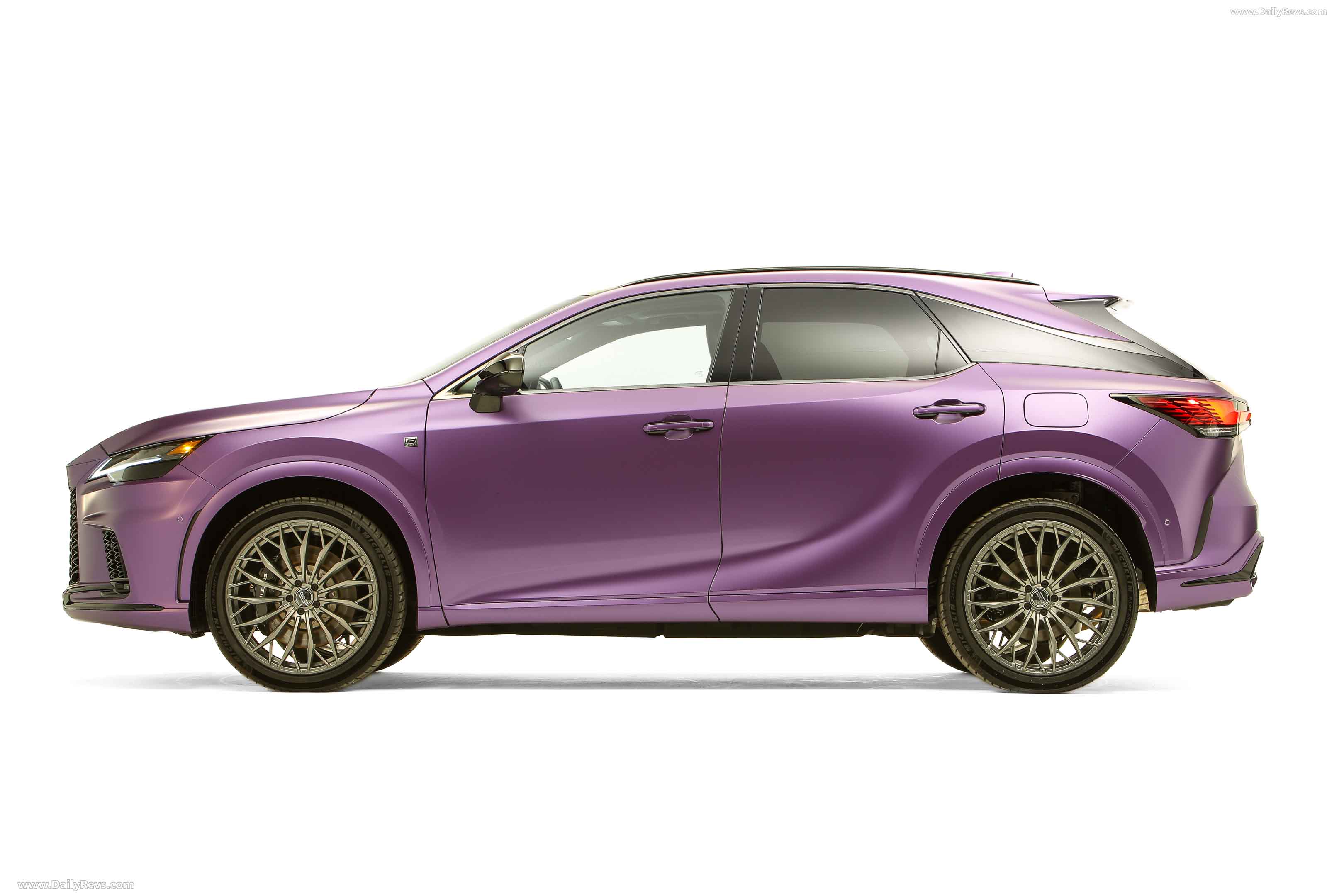 Image for 2022 Lexus RX 500h F SPORT Performance Concept - Exteriors, Interiors and Details