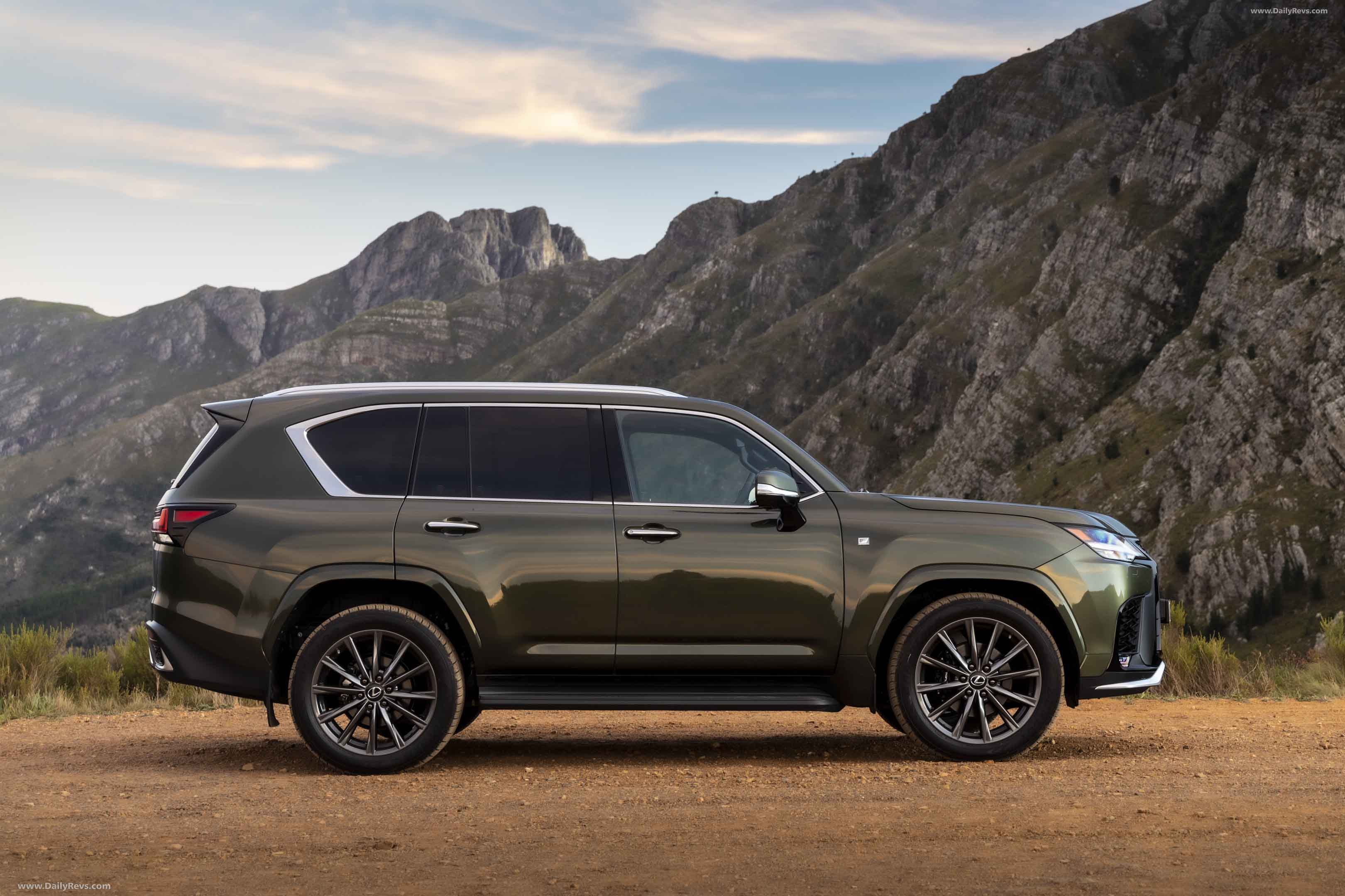 Image for 2022 Lexus LX South African Version - Exteriors, Interiors and Details