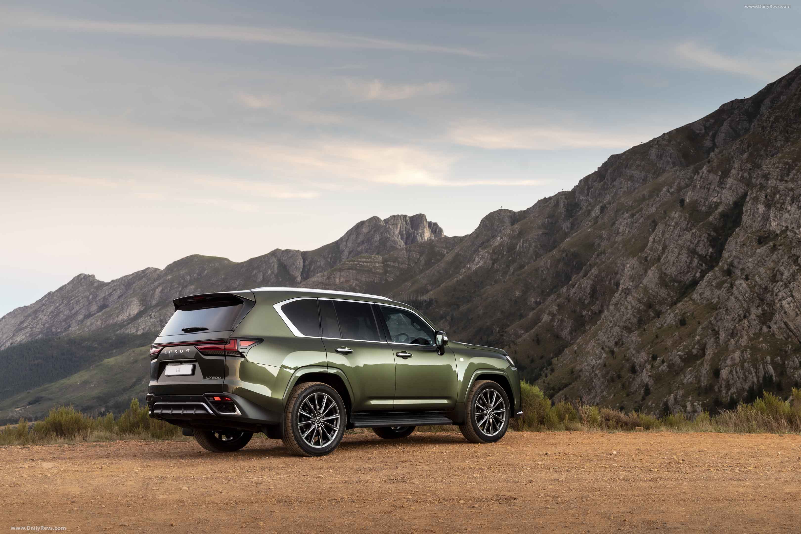 Image for 2022 Lexus LX South African Version - Exteriors, Interiors and Details