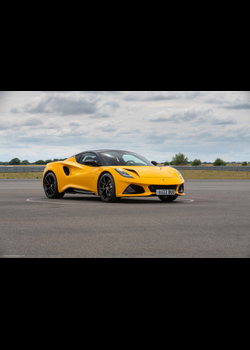 Image for 2023 Lotus Emira Hethal Yellow - Exteriors, Interiors and Details