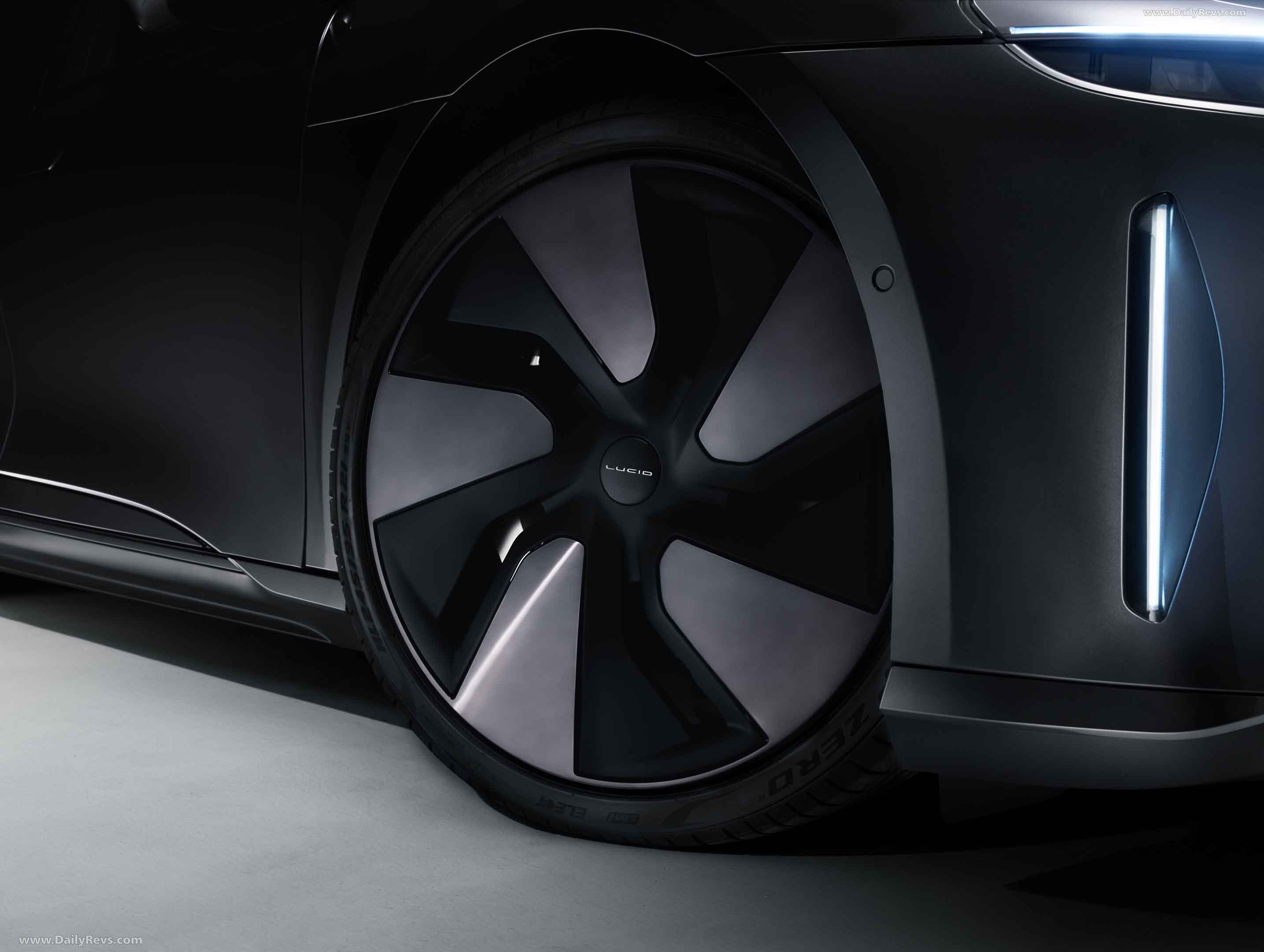 Picture of 2022 Lucid Air Stealth