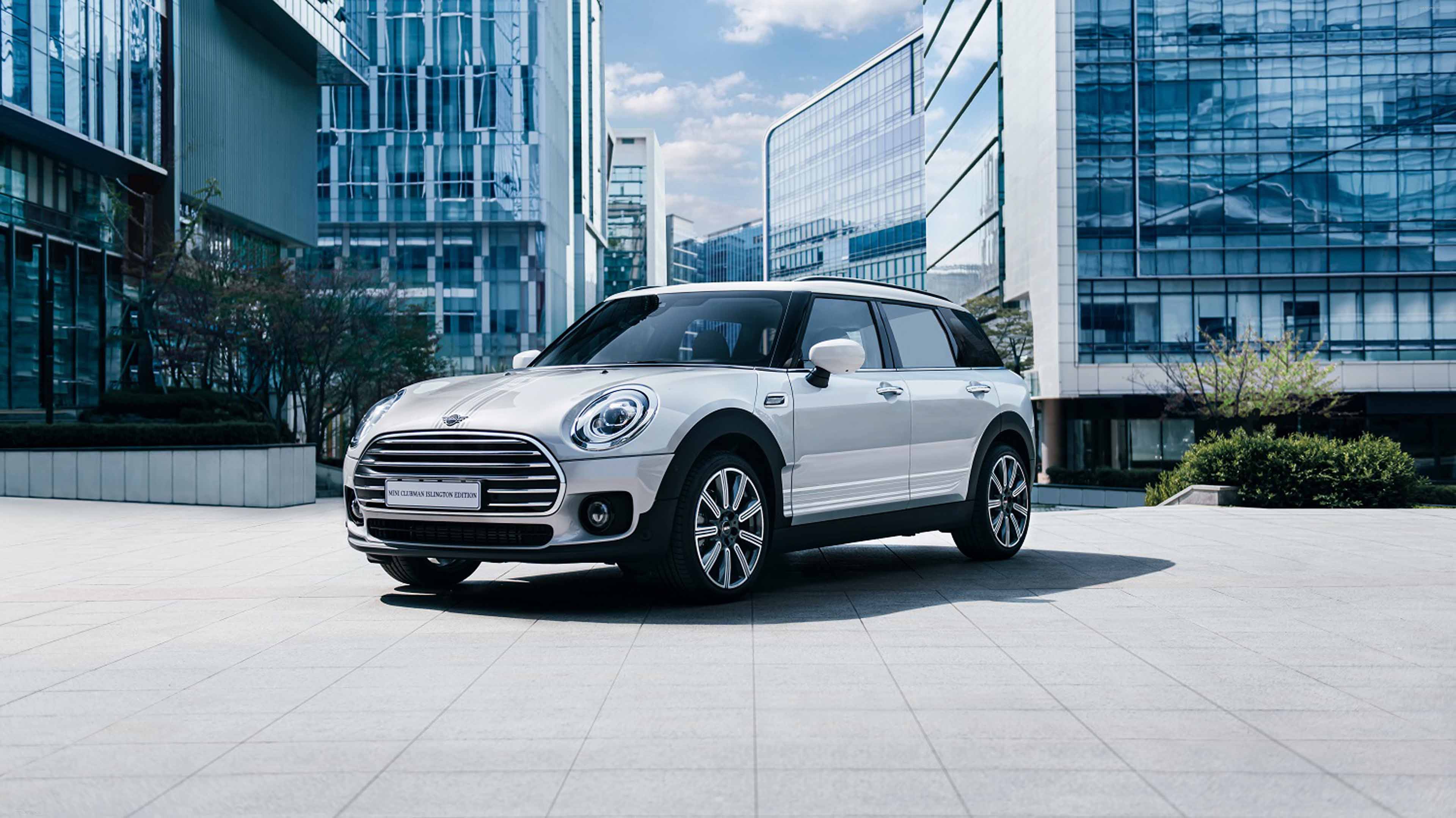 Image for 2021 MINI Cooper Clubman Islington Edition - Exteriors, Interiors and Details