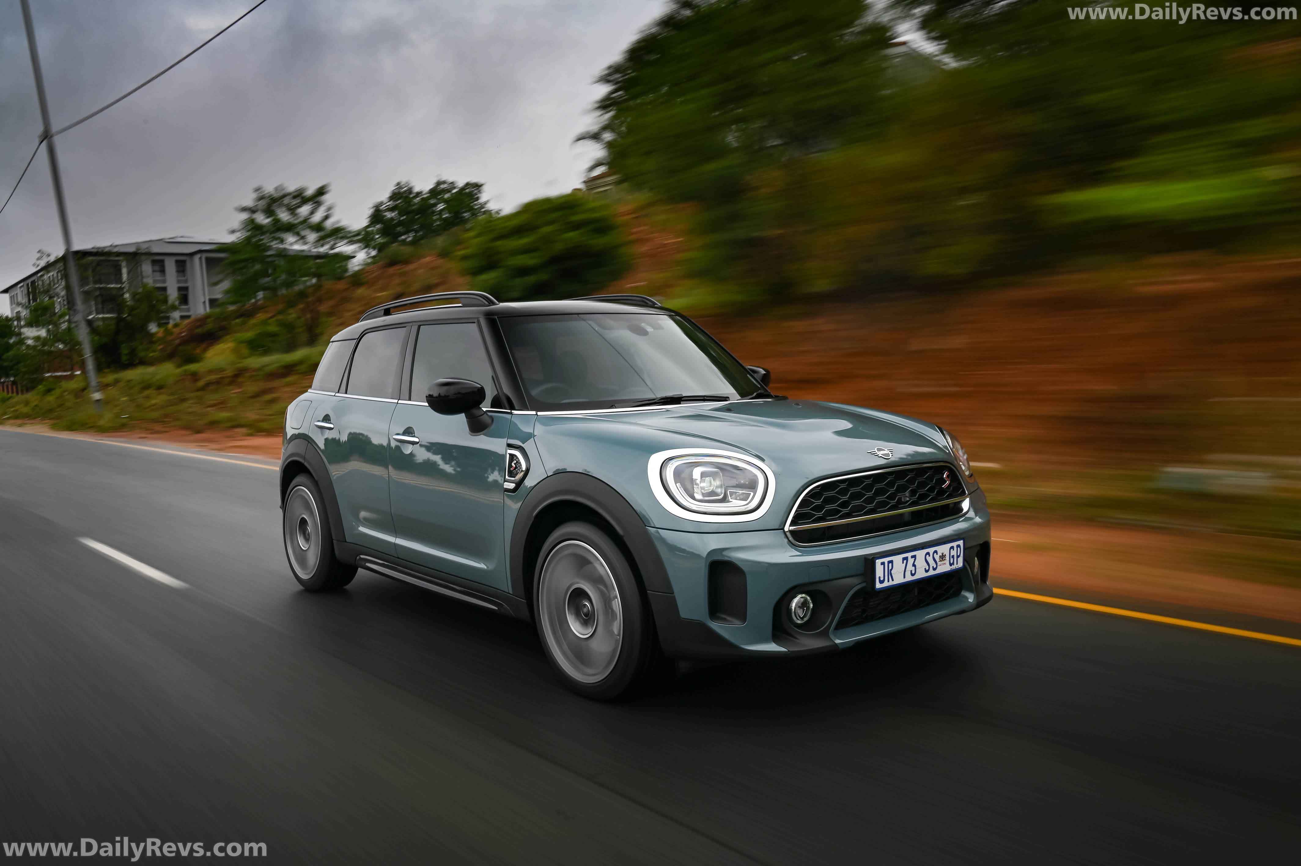 Image for 2021 MINI Cooper SE Countryman ALL4 - Exteriors, Interiors and Details