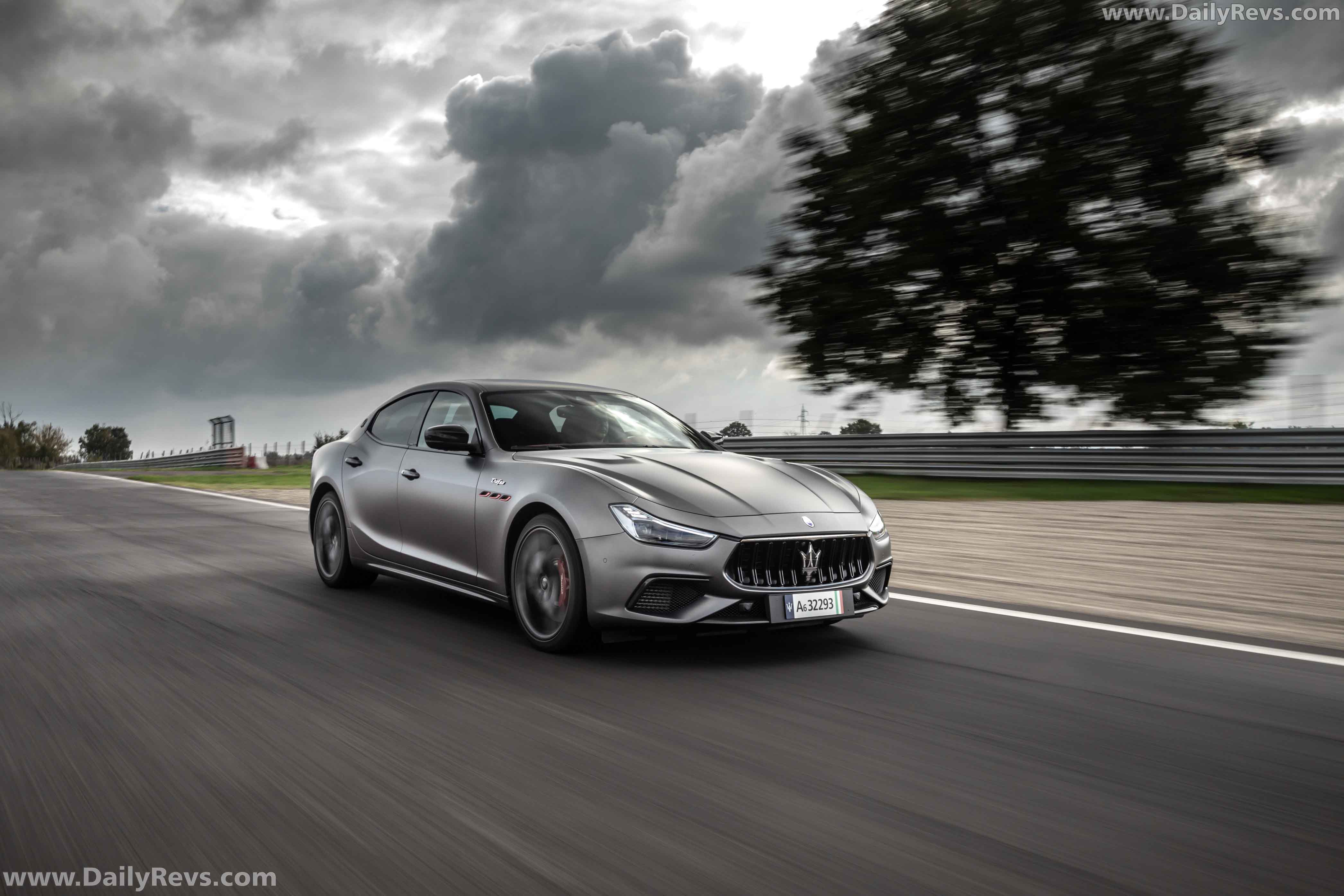 Image for 2021 Maserati Ghibli Trofeo - Exteriors, Interiors and Details