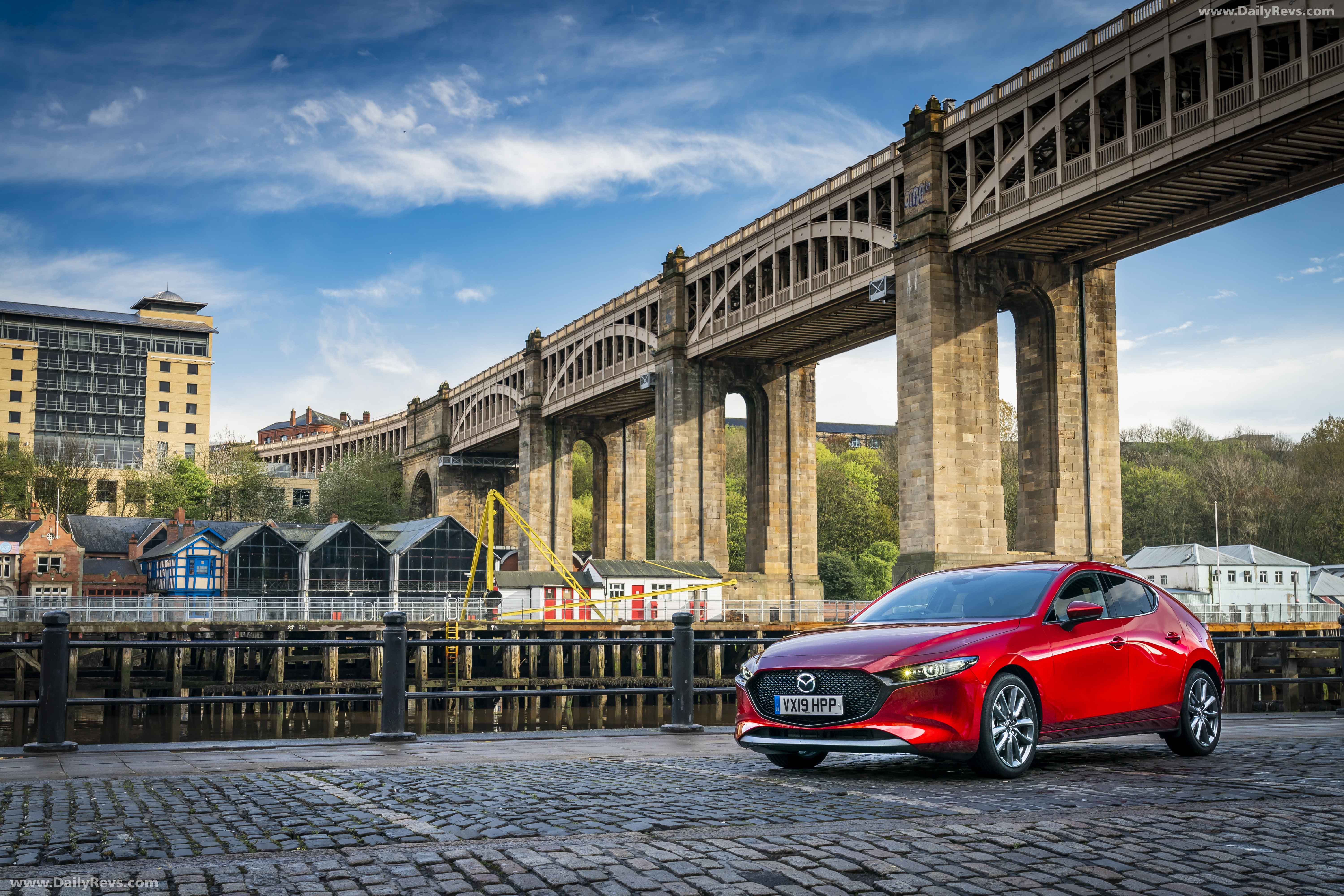 Image for 2019 Mazda 3 UK - Exteriors, Interiors and Details