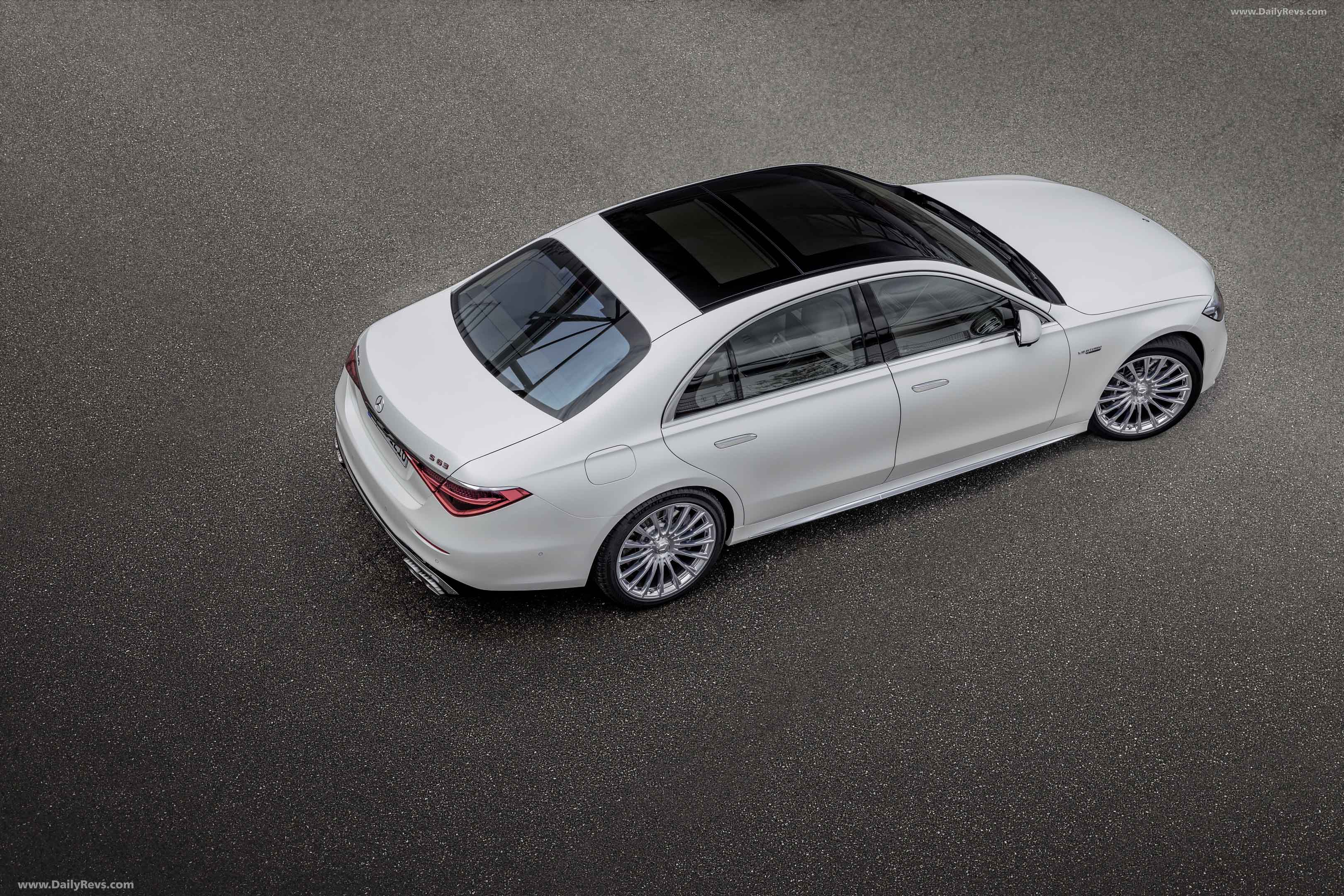 Image for 2023 Mercedes-Benz S 63 E-Performance Cashmere White - Exteriors, Interiors and Details