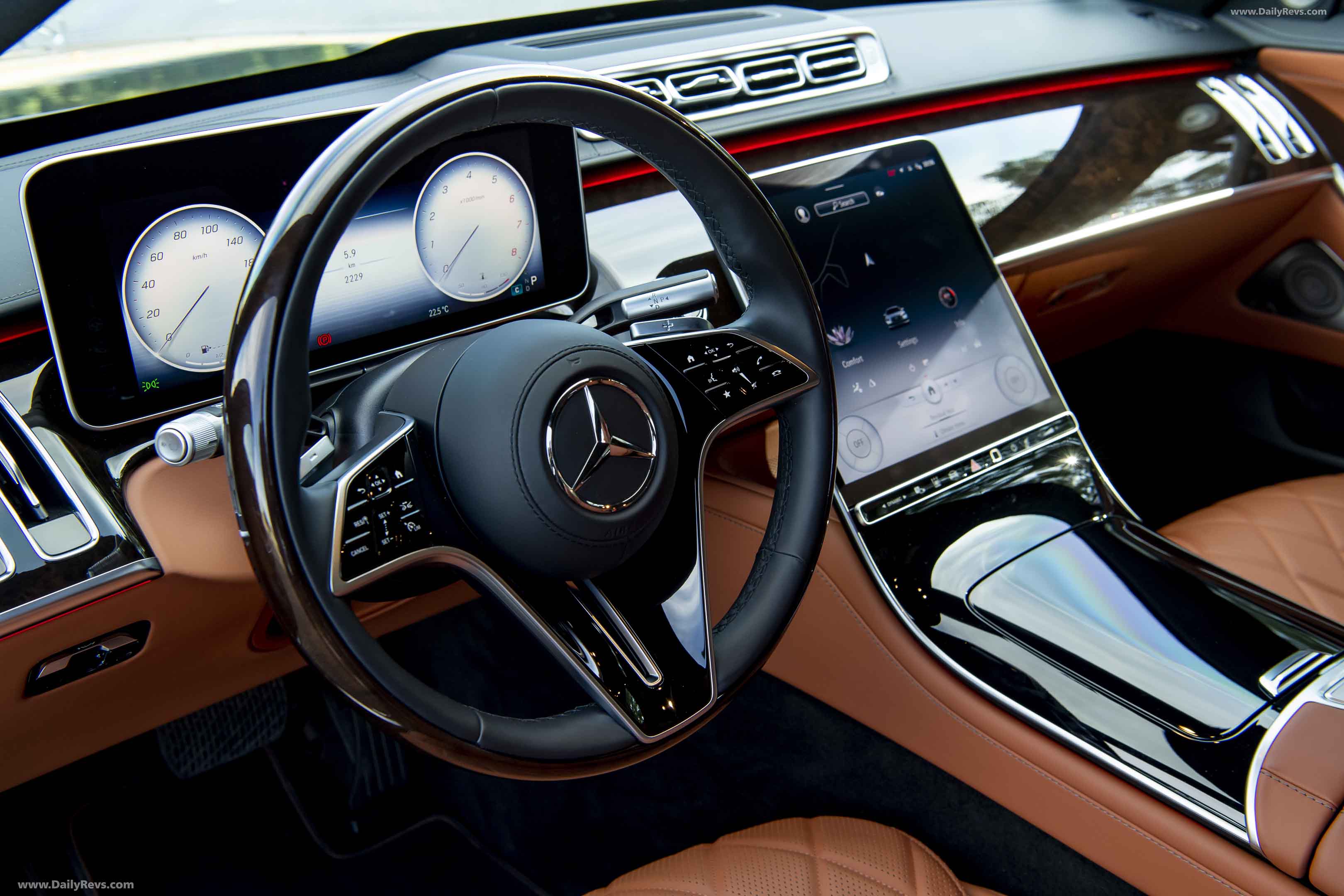 Image for 2022 Mercedes-Benz S 680 Guard - Exteriors, Interiors and Details