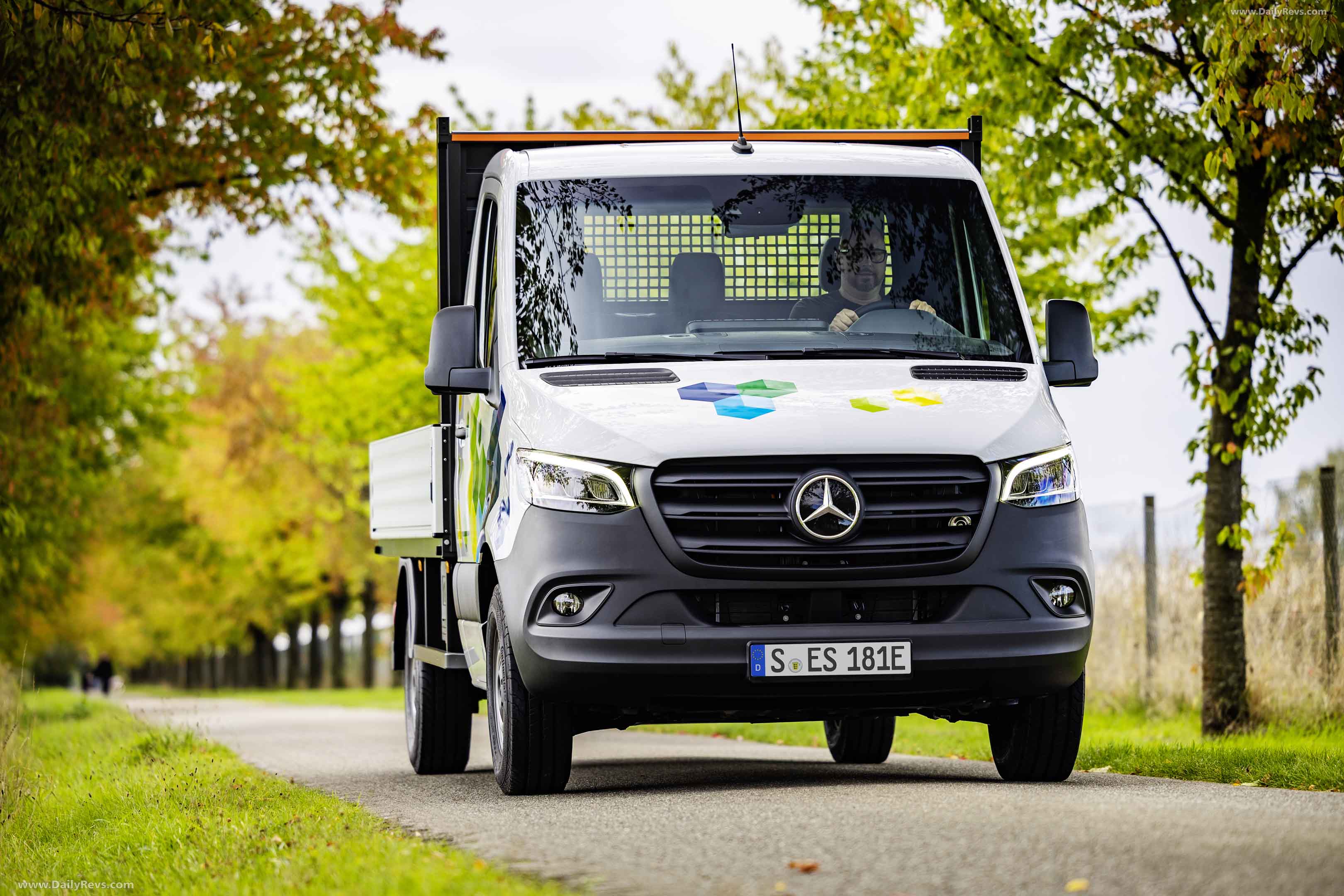 Image for 2023 Mercedes-Benz eSprinter - Exteriors, Interiors and Details