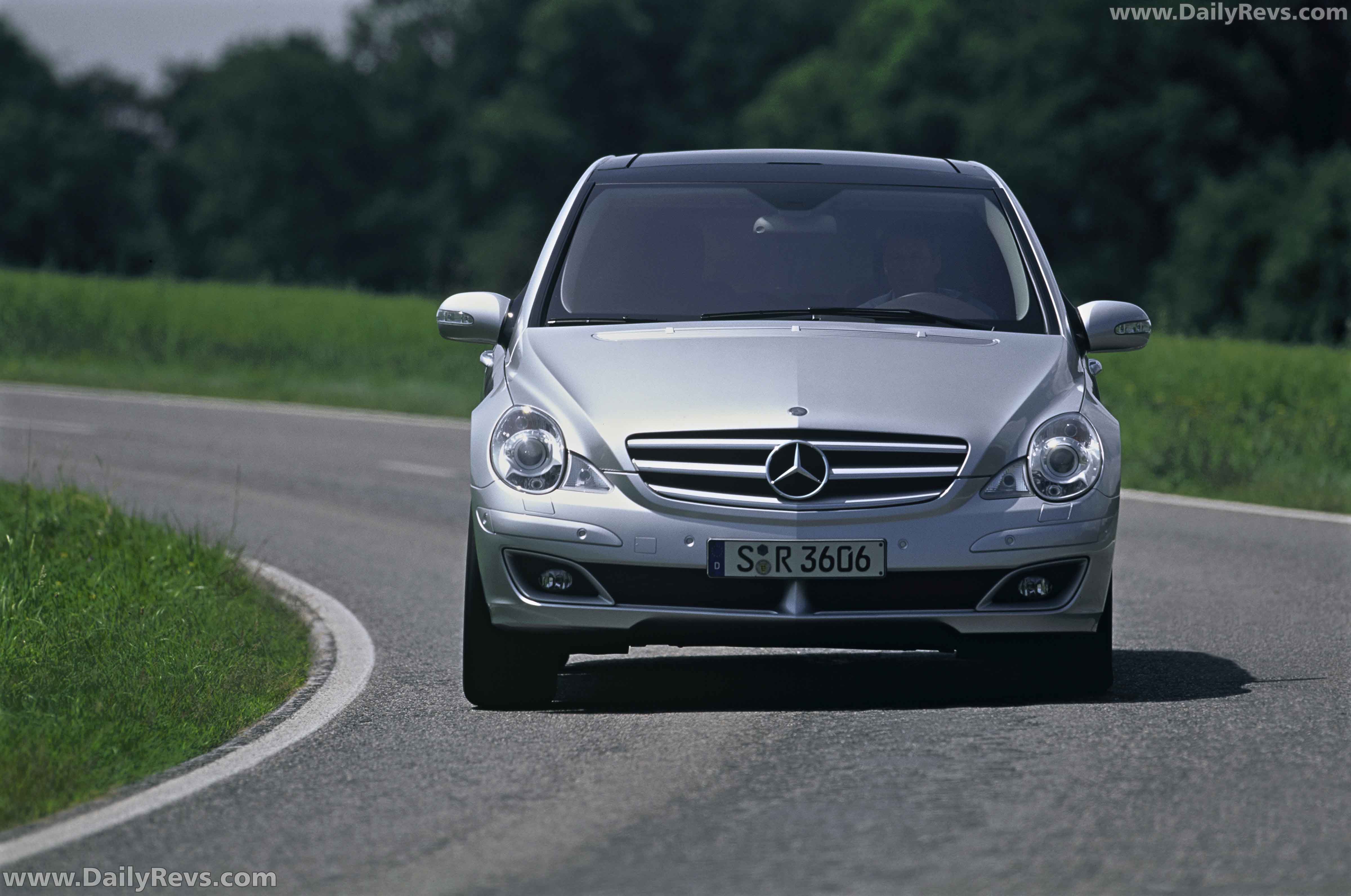 Image for 2008 Mercedes-Benz R-Class - Exteriors, Interiors and Details