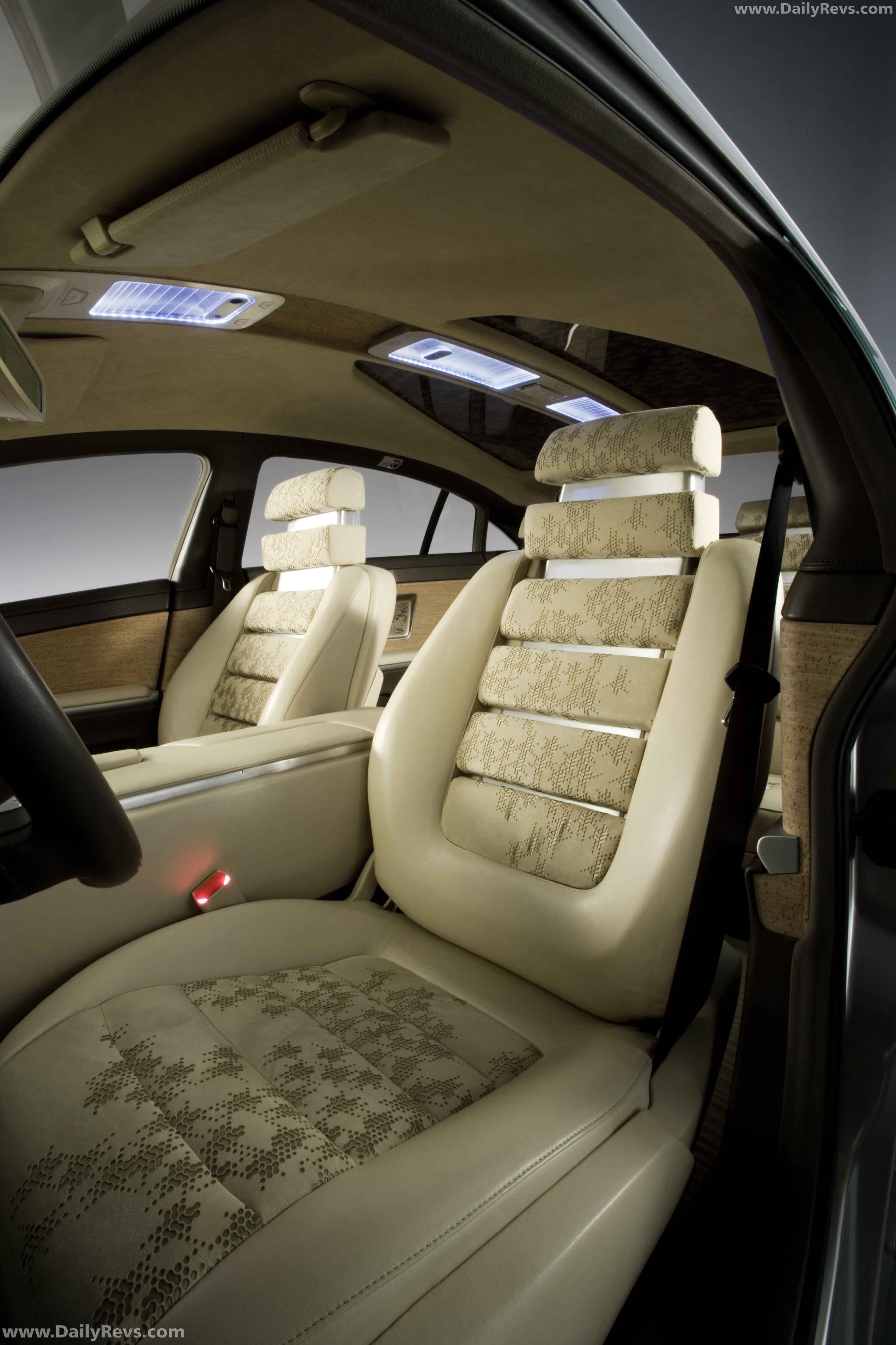 Image for 2007 Mercedes-Benz F700 Concept - Exteriors, Interiors and Details