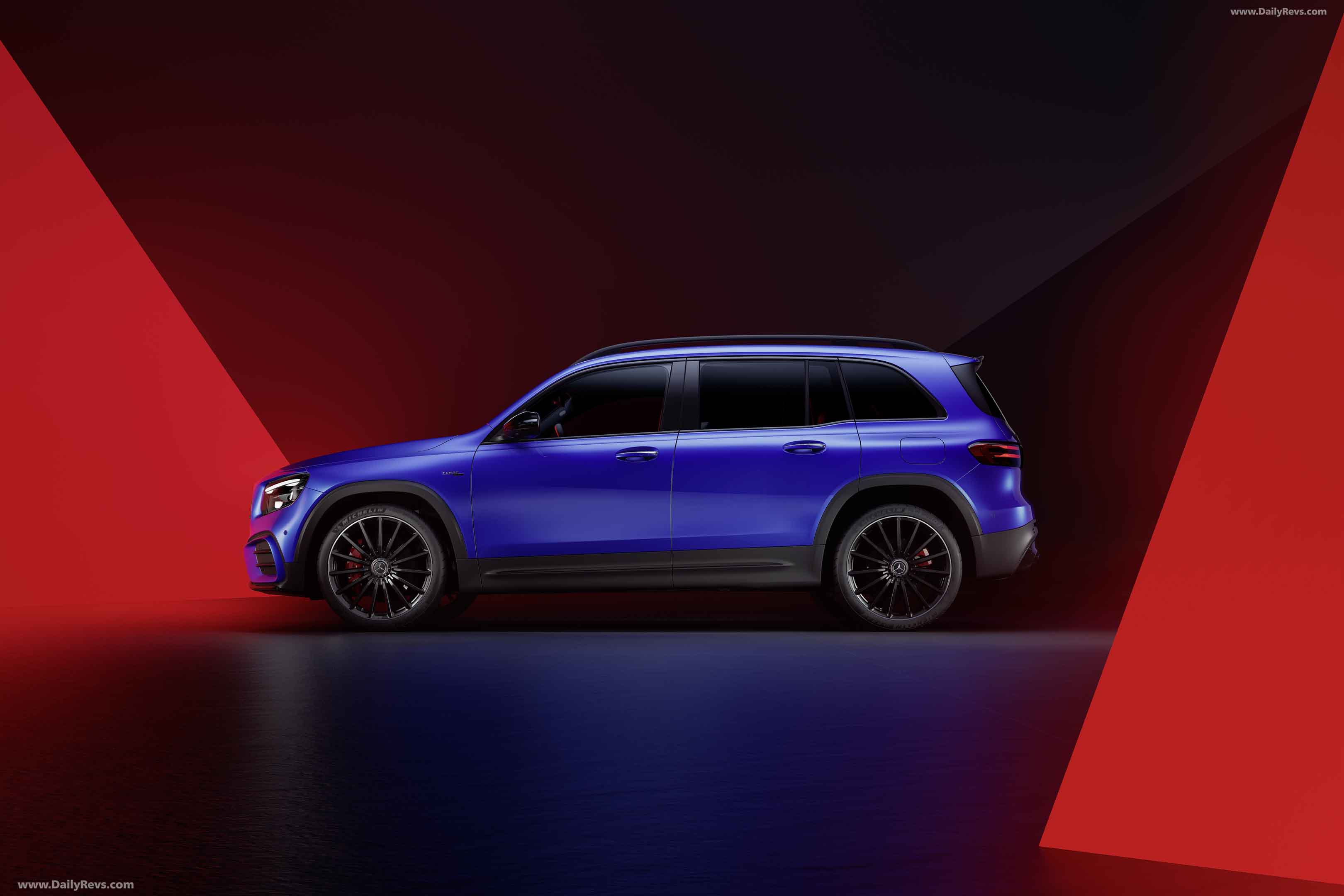 https://netcarflix.sfo2.cdn.digitaloceanspaces.com/0000/v3/Mercedes-Benz/6413e33127b5bd02b0b2a518/2024-glb-35-amg-mercedes-benz-2m7ac7777780xbz8ivbcqzd.jpeg