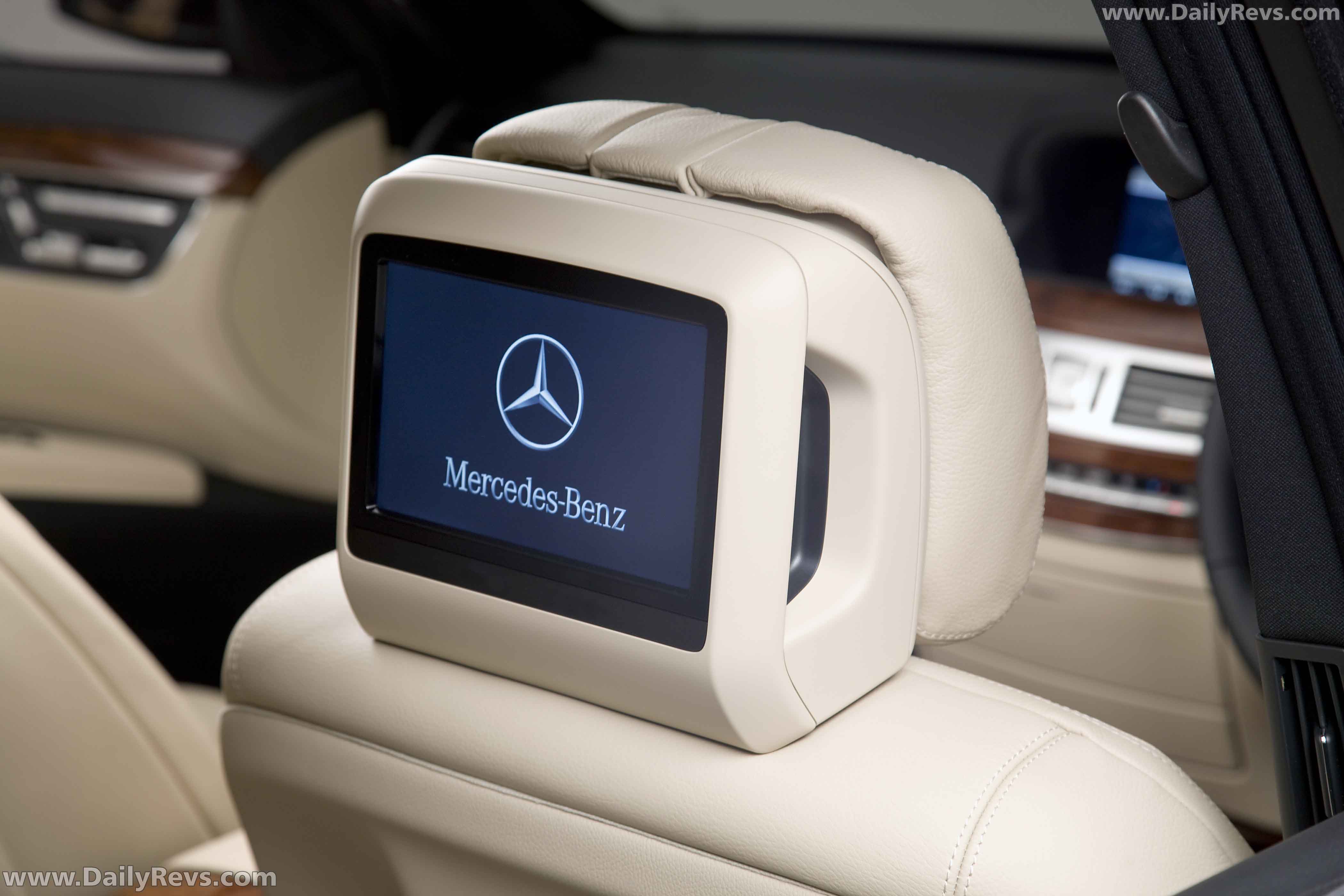 Image for 2010 Mercedes-Benz S-Class UK - Exteriors, Interiors and Details