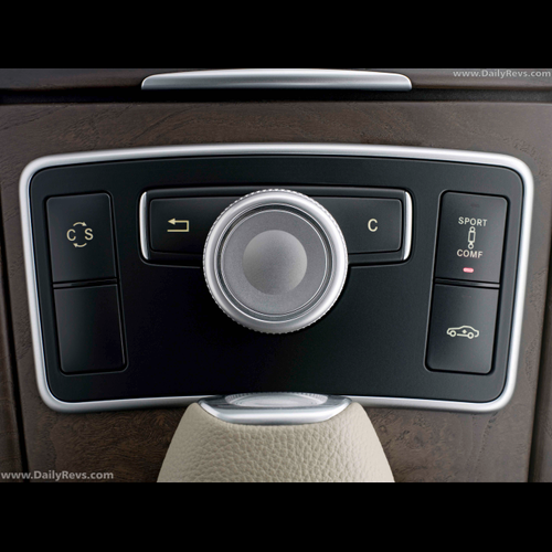 Image for 2010 Mercedes-Benz E-Class - Exteriors, Interiors and Details