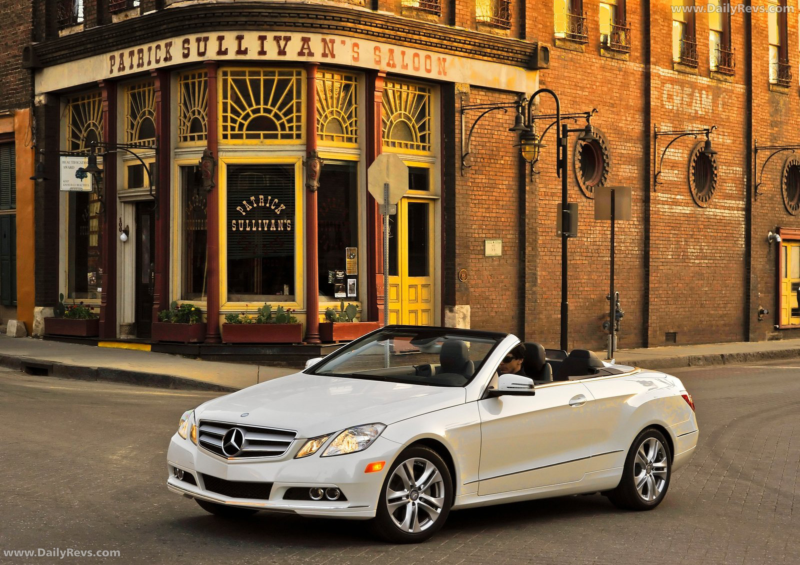 Image for 2011 Mercedes-Benz E350 Cabriolet - Exteriors, Interiors and Details