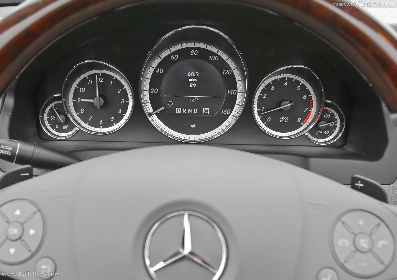 Image for 2011 Mercedes-Benz E350 Cabriolet - Exteriors, Interiors and Details