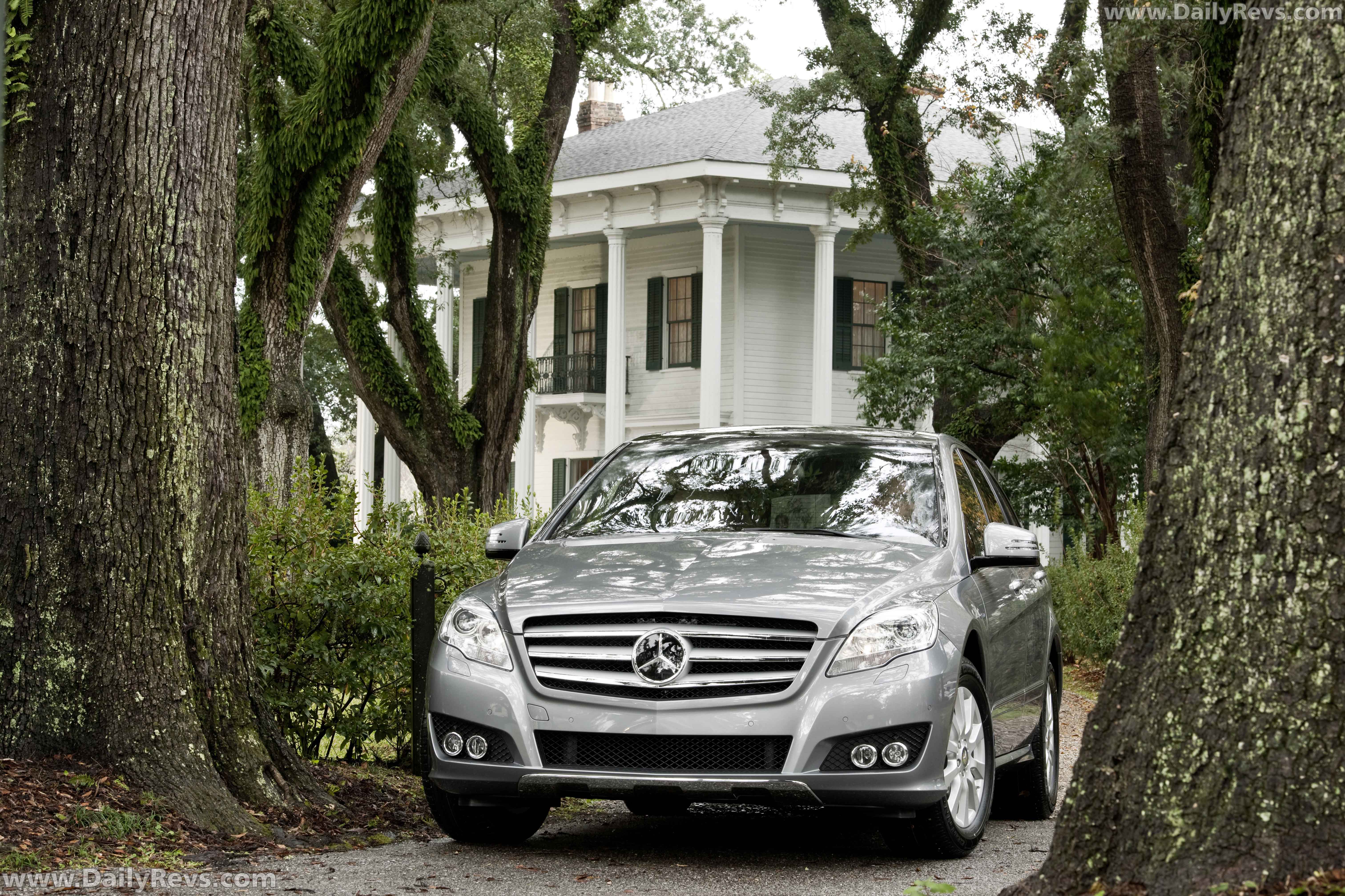 Image for 2011 Mercedes-Benz R-Class - Exteriors, Interiors and Details