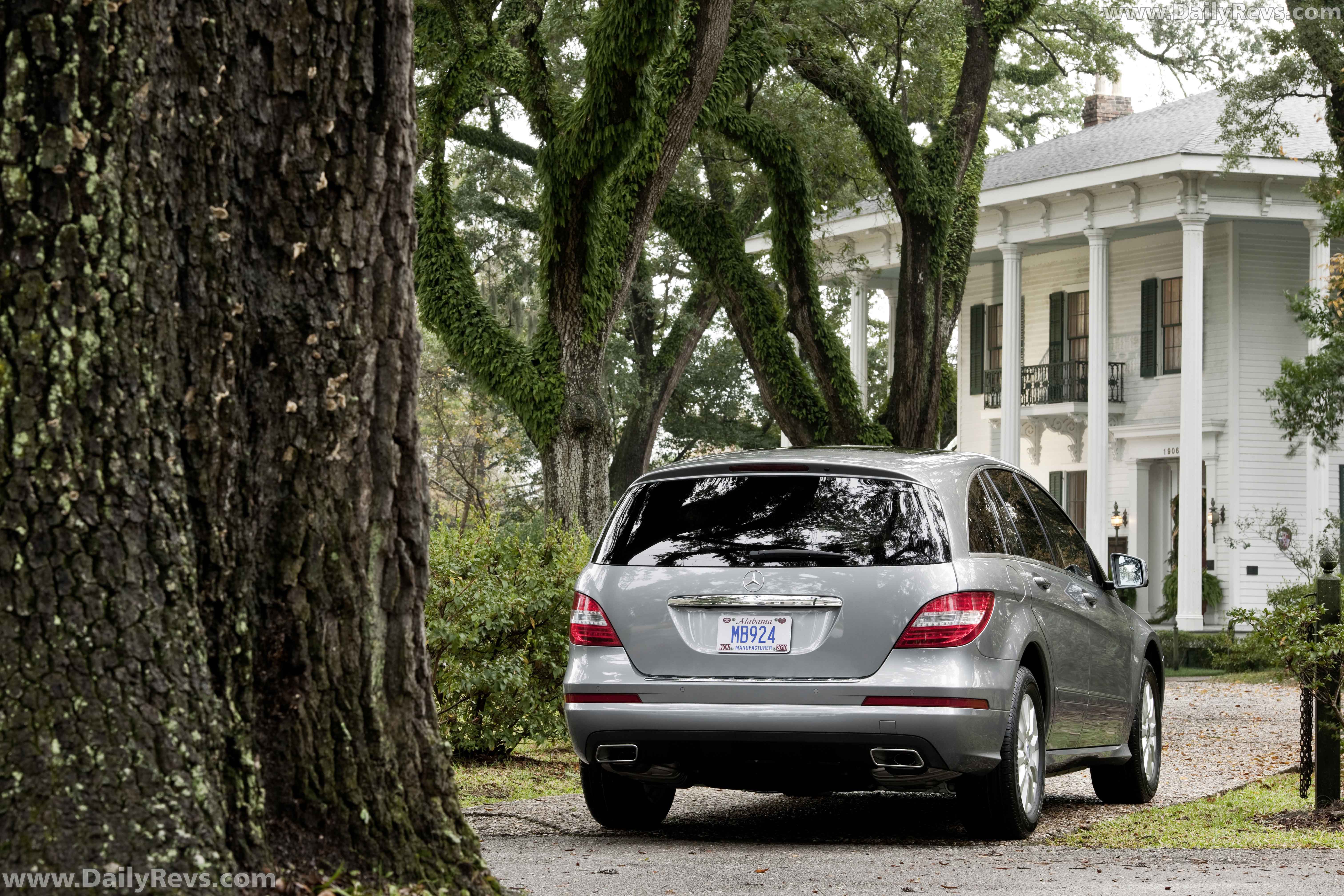 Image for 2011 Mercedes-Benz R-Class - Exteriors, Interiors and Details