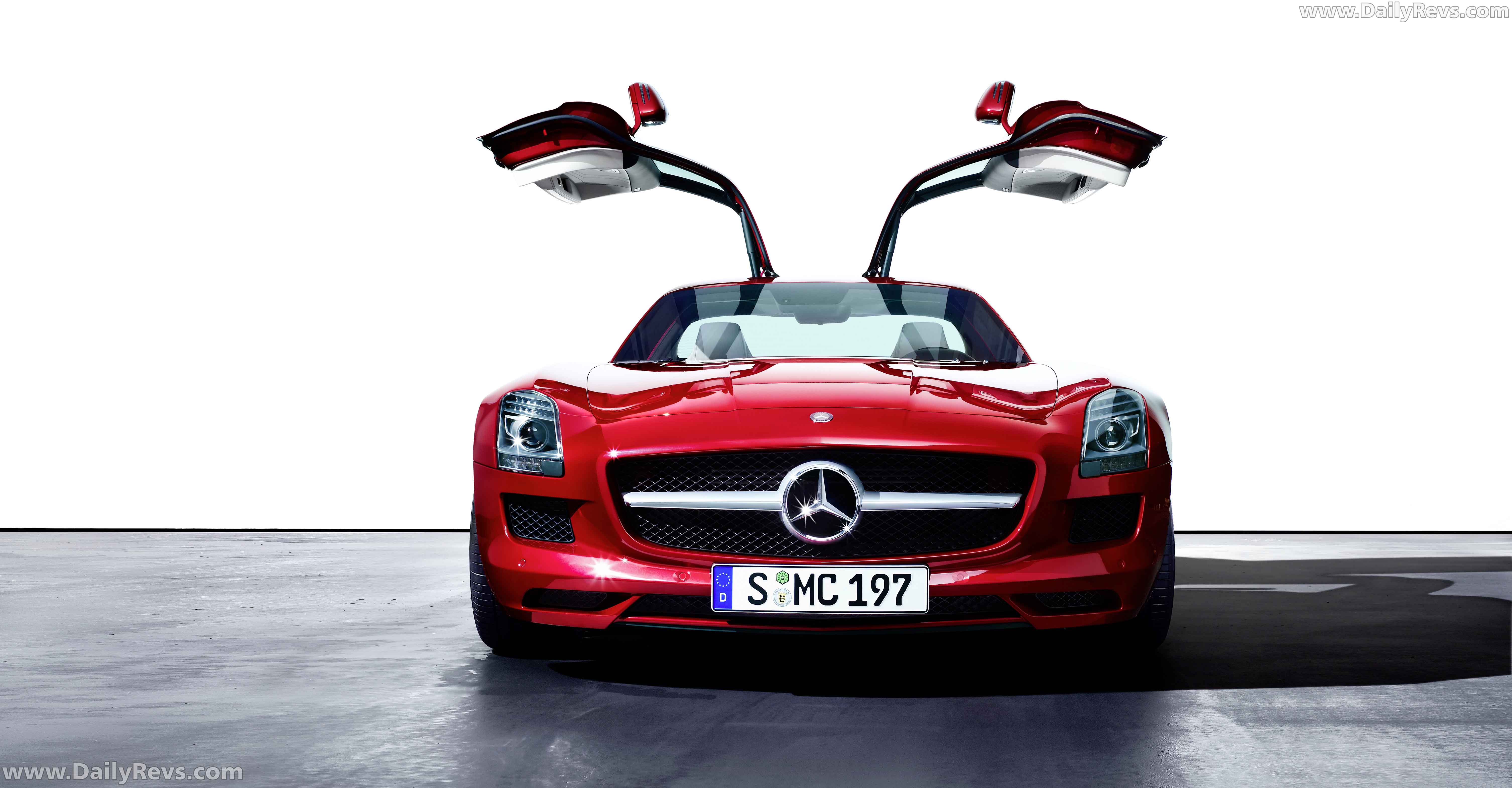 Image for 2011 Mercedes-Benz SLS AMG - Exteriors, Interiors and Details