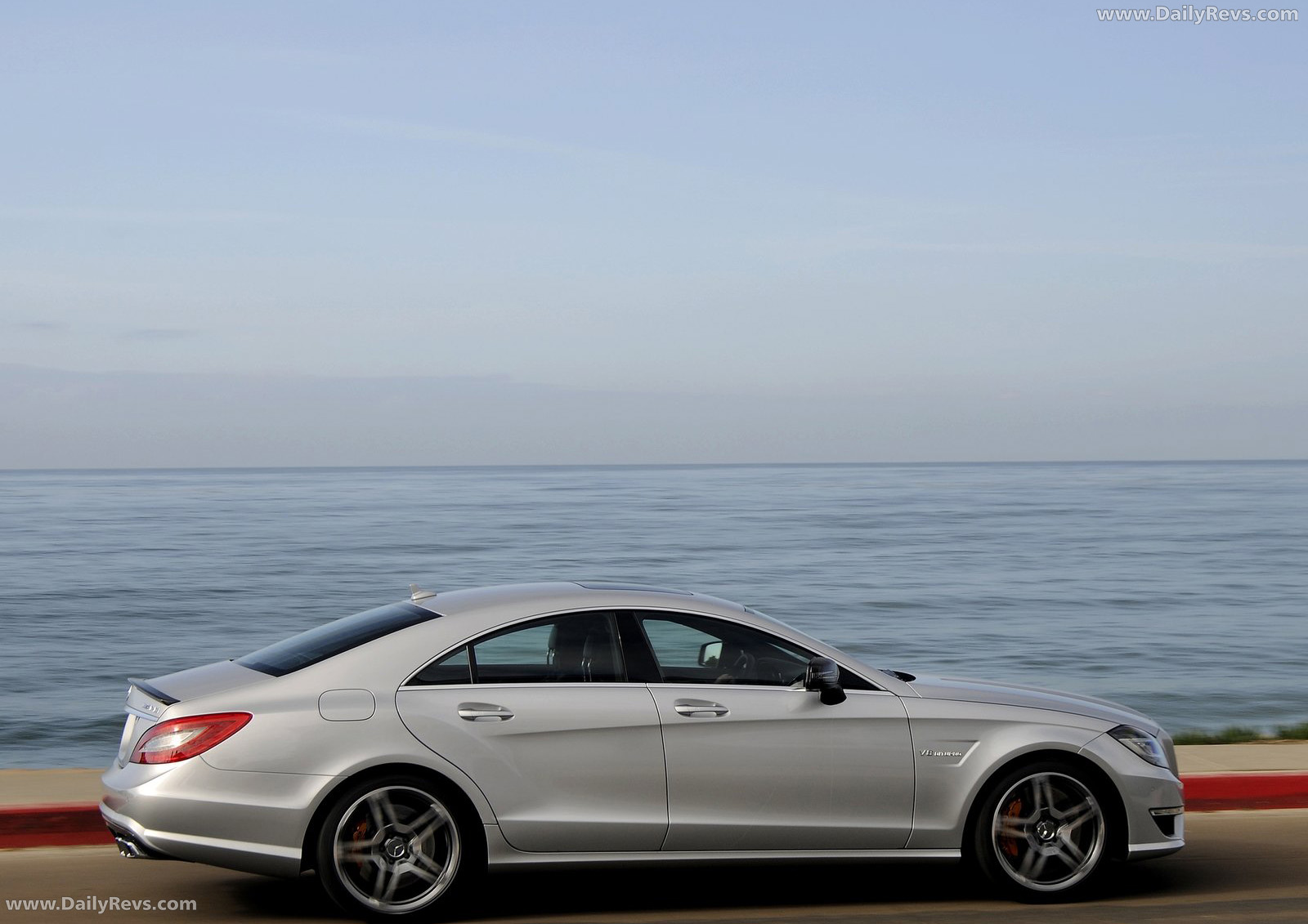 Image for 2012 Mercedes-Benz CLS63 AMG US Version - Exteriors, Interiors and Details