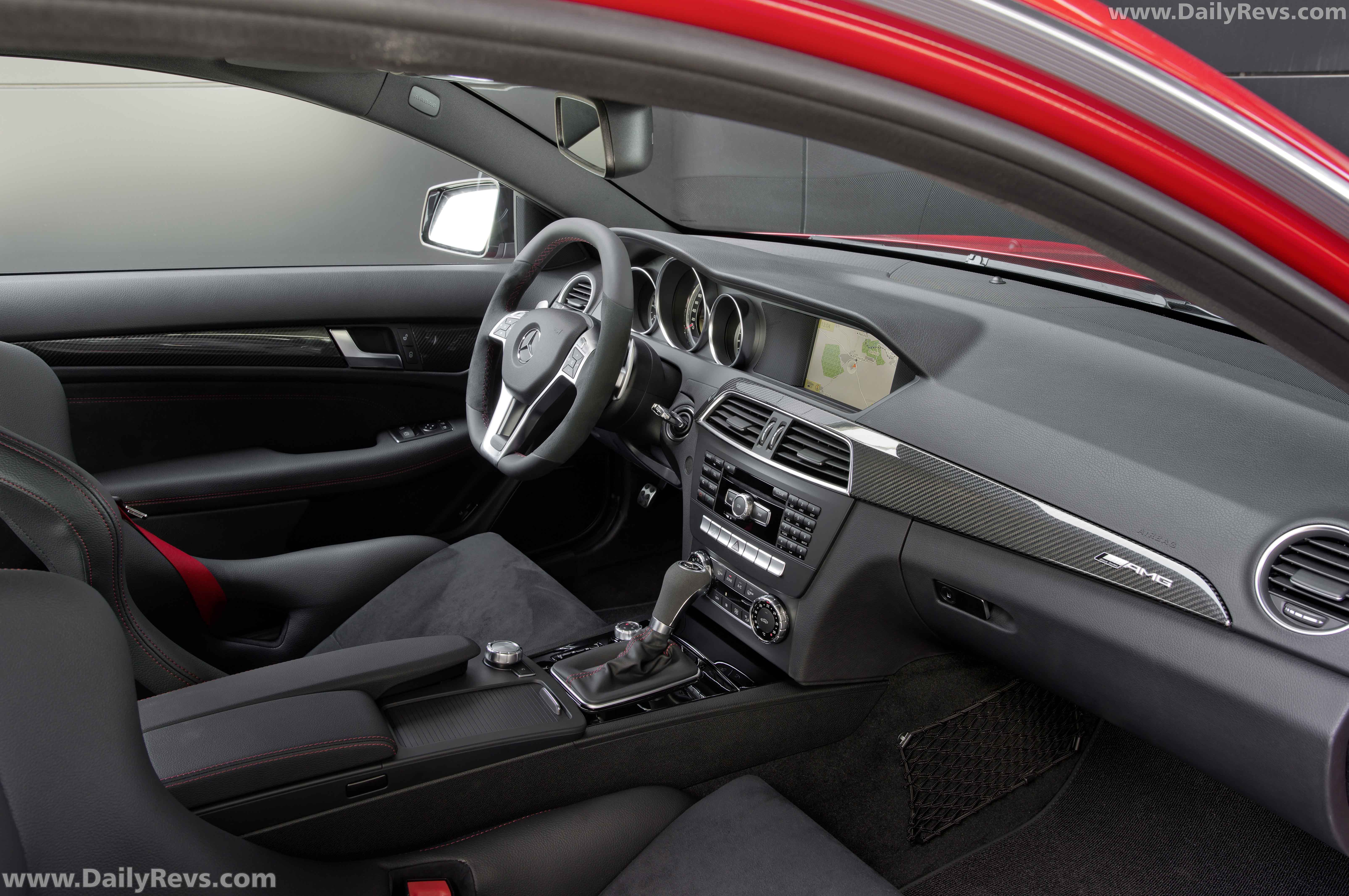 Image for 2012 Mercedes-Benz C63 AMG Coupe Black Series - Exteriors, Interiors and Details