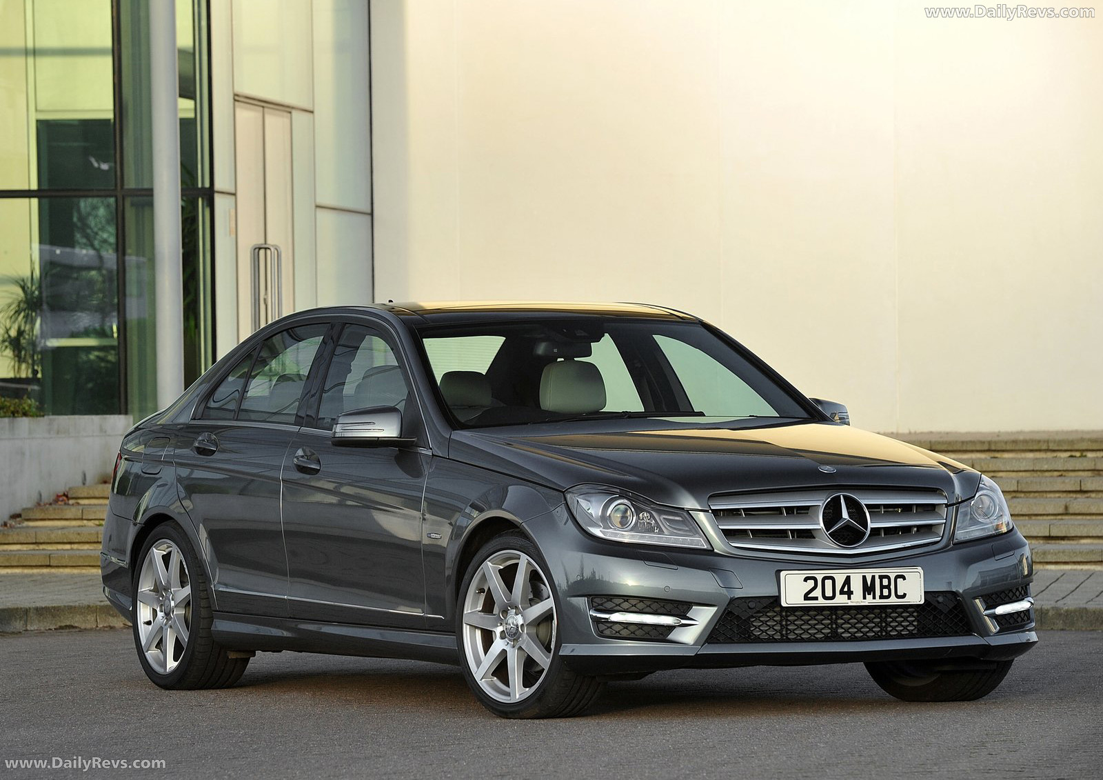 Image for 2012 Mercedes-Benz C-Class UK Version - Exteriors, Interiors and Details