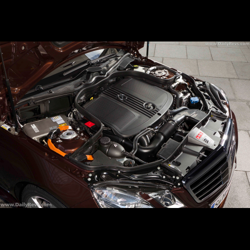 Image for 2013 Mercedes-Benz E300 BlueTEC Hybrid - Exteriors, Interiors and Details