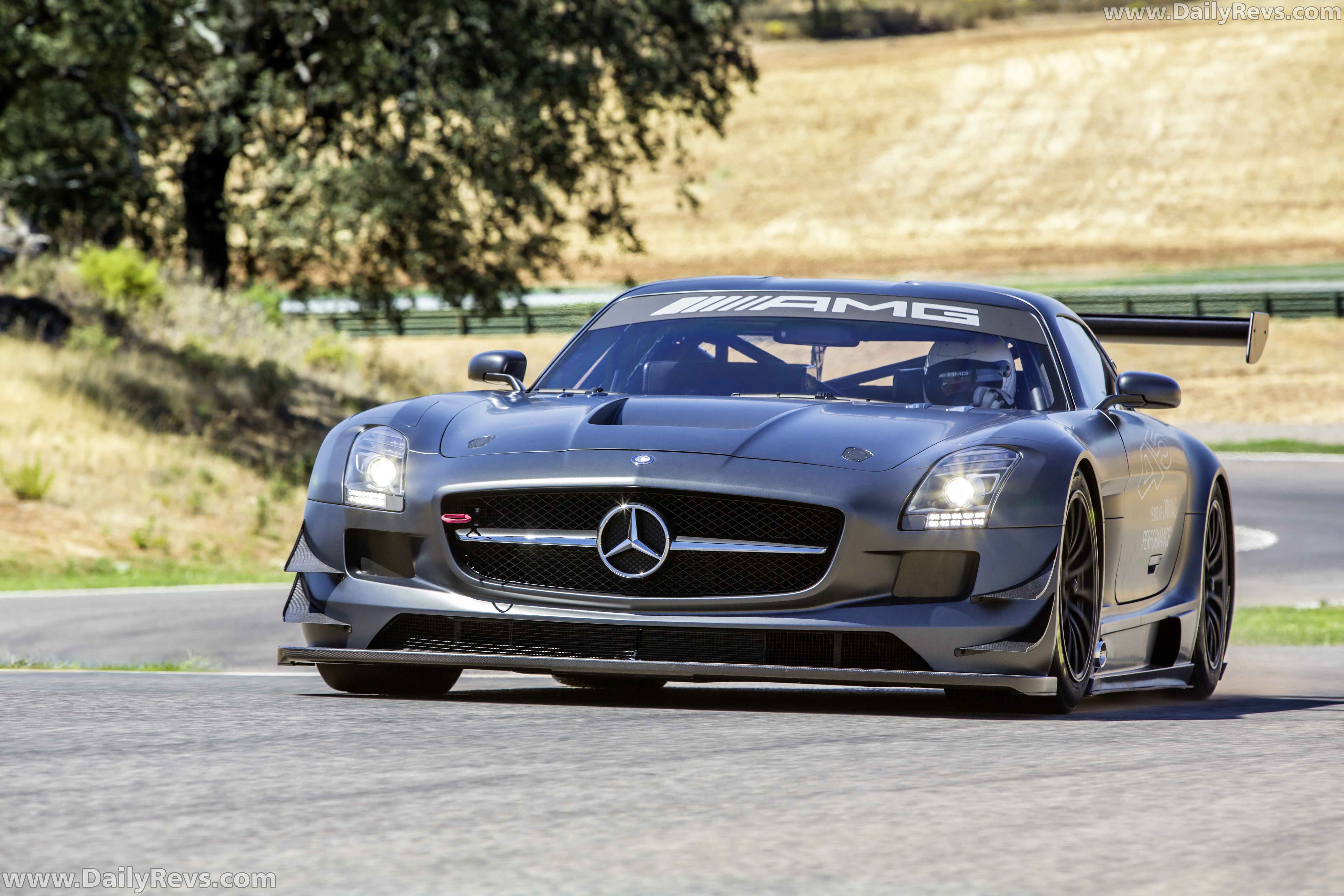 Image for 2013 Mercedes-Benz SLS AMG GT3 45th Anniversary - Exteriors, Interiors and Details