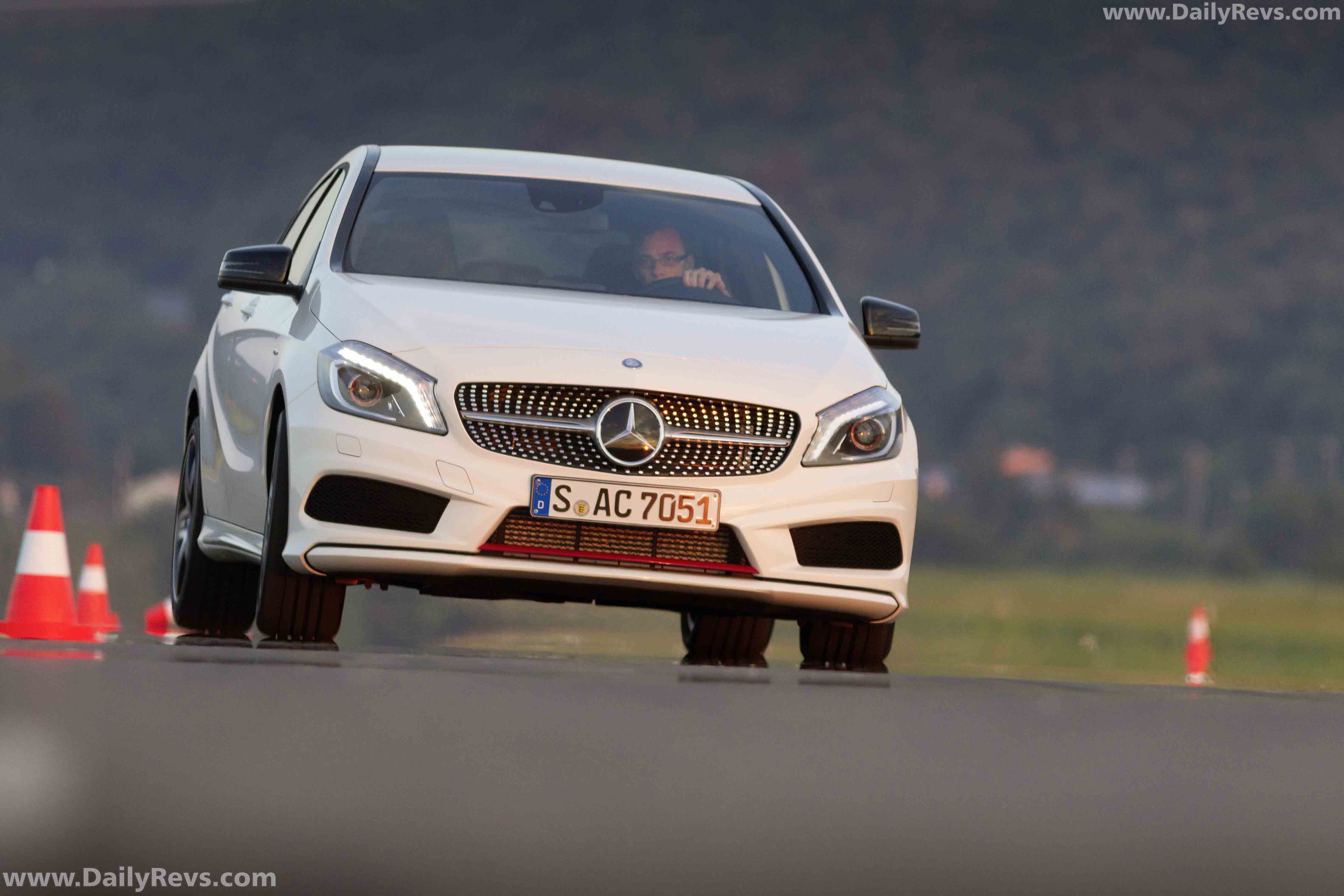 Image for 2013 Mercedes-Benz A-Class - Exteriors, Interiors and Details