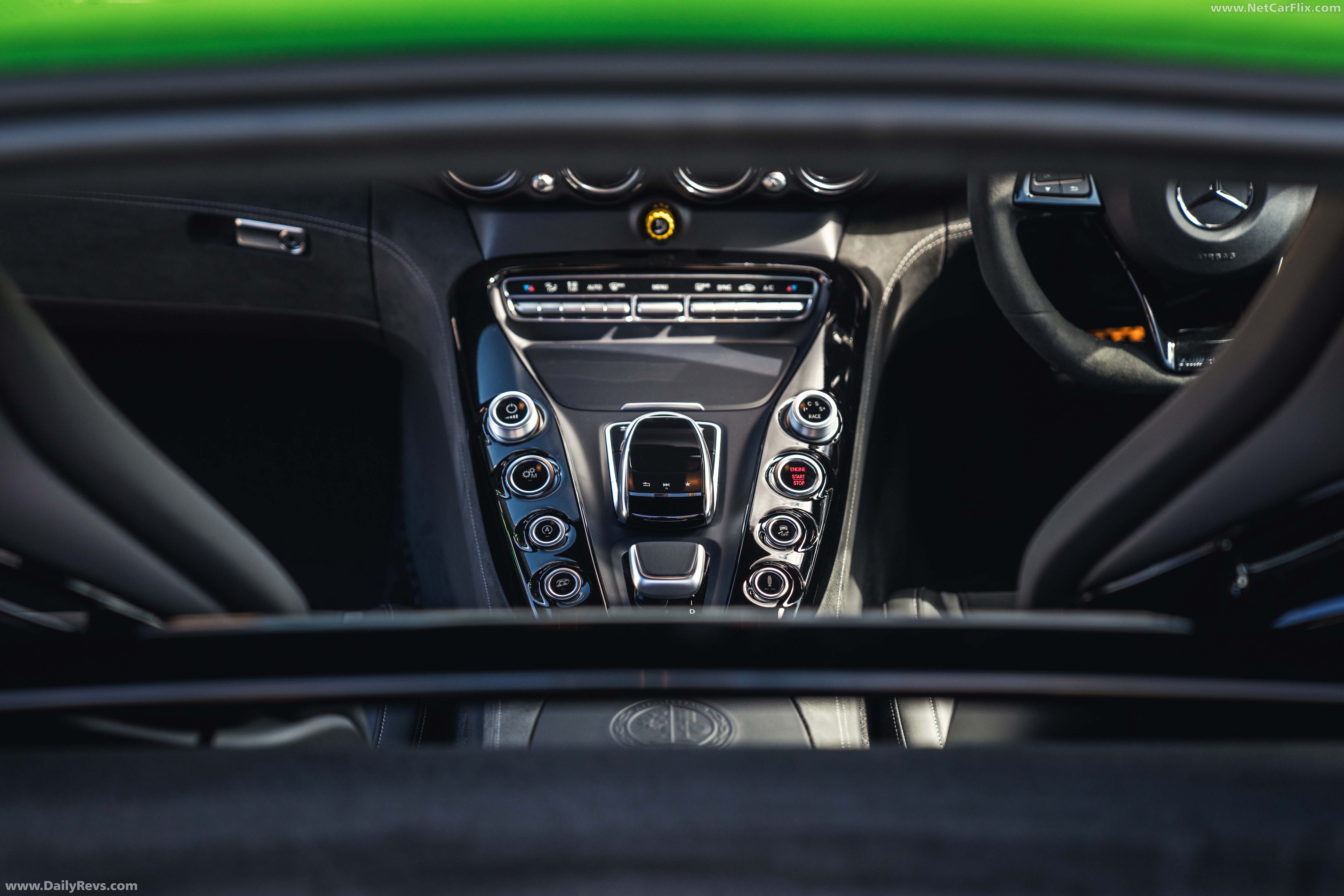 Image for 2017 Mercedes-Benz AMG GT R - Exteriors, Interiors and Details