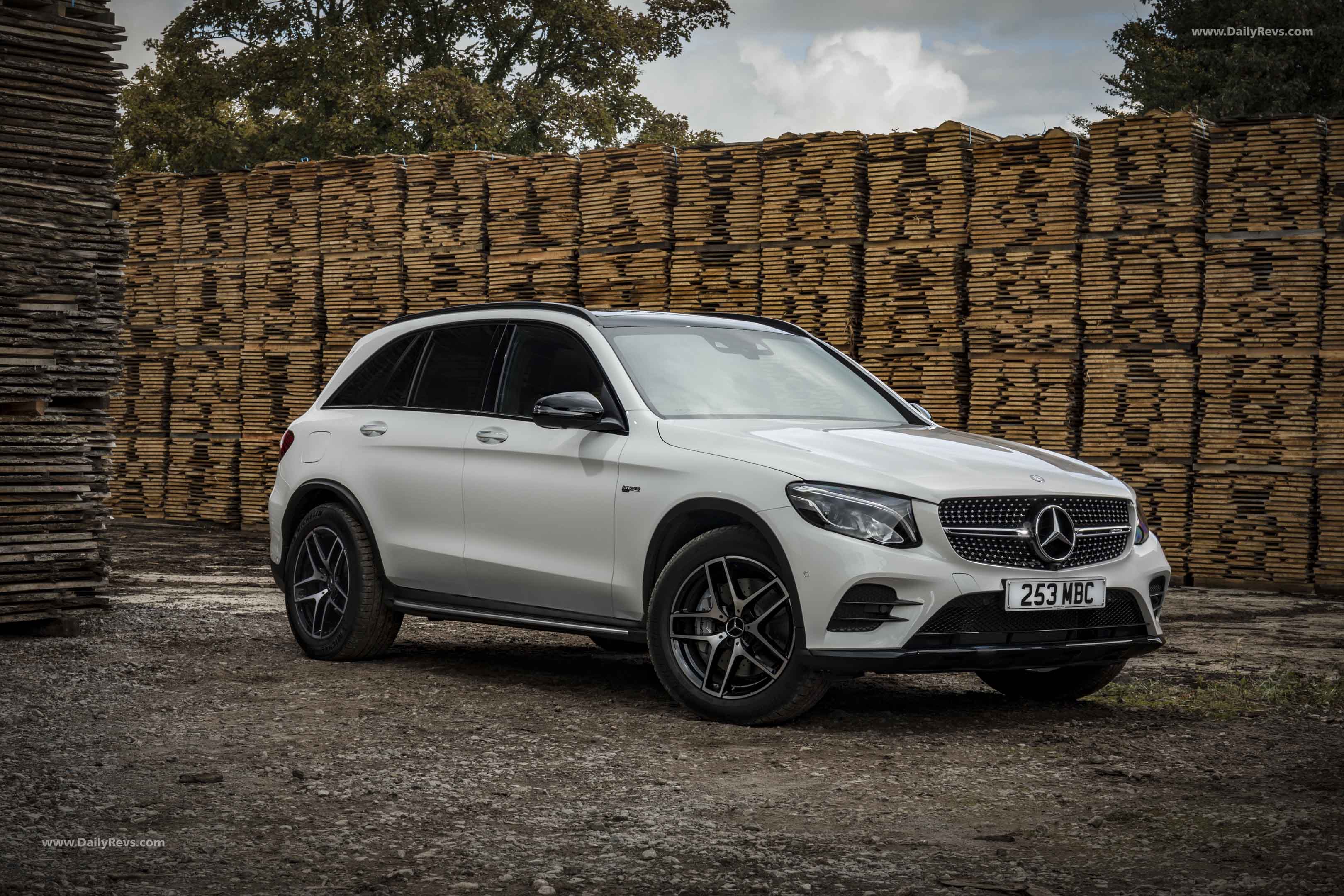 Image for 2017 Mercedes-Benz GLC43 AMG 4Matic - Exteriors, Interiors and Details