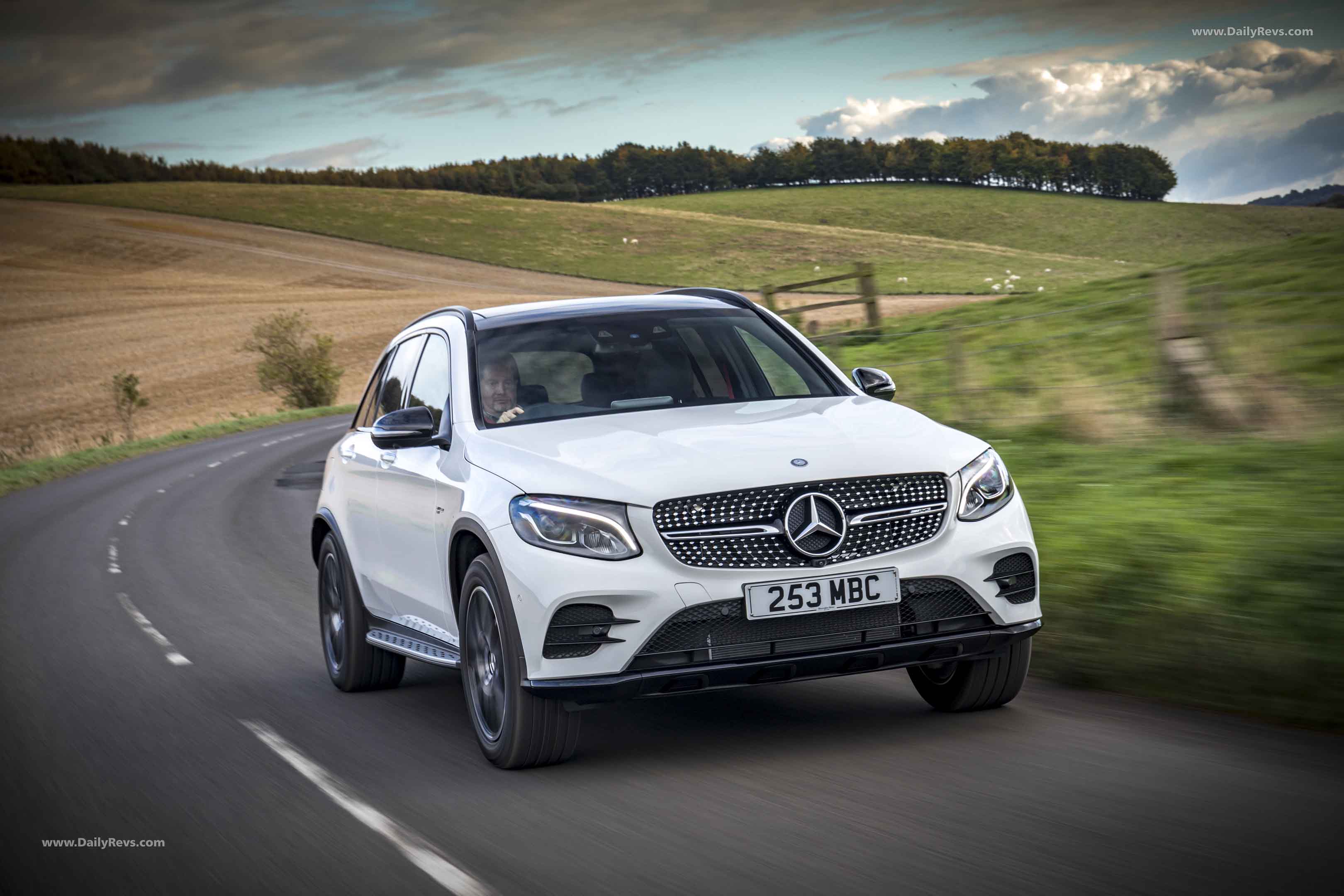 Image for 2017 Mercedes-Benz GLC43 AMG 4Matic - Exteriors, Interiors and Details