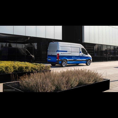 Image for 2020 Mercedes-Benz eSprinter - Exteriors, Interiors and Details