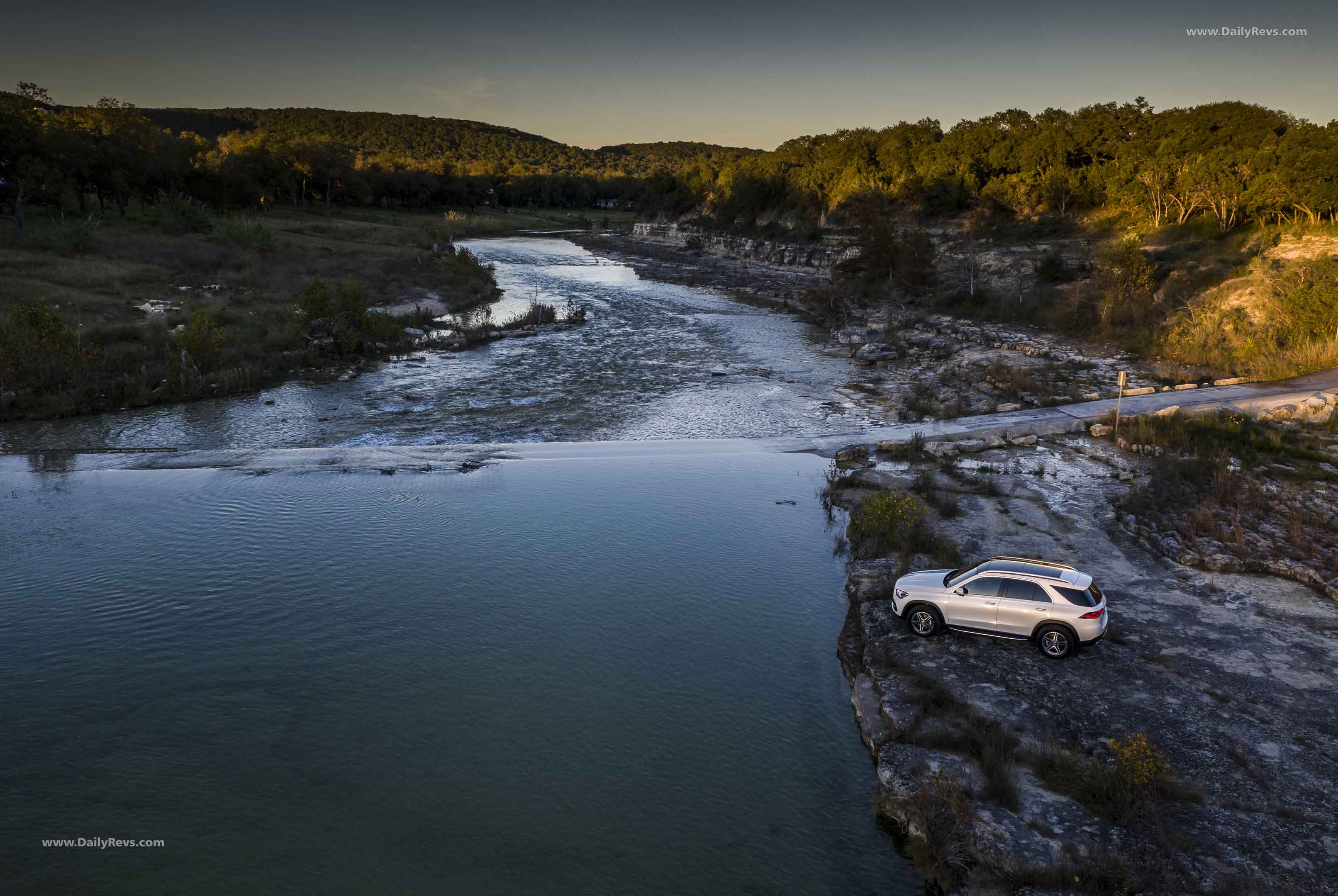 Image for 2020 Mercedes-Benz GLE - Exteriors, Interiors and Details