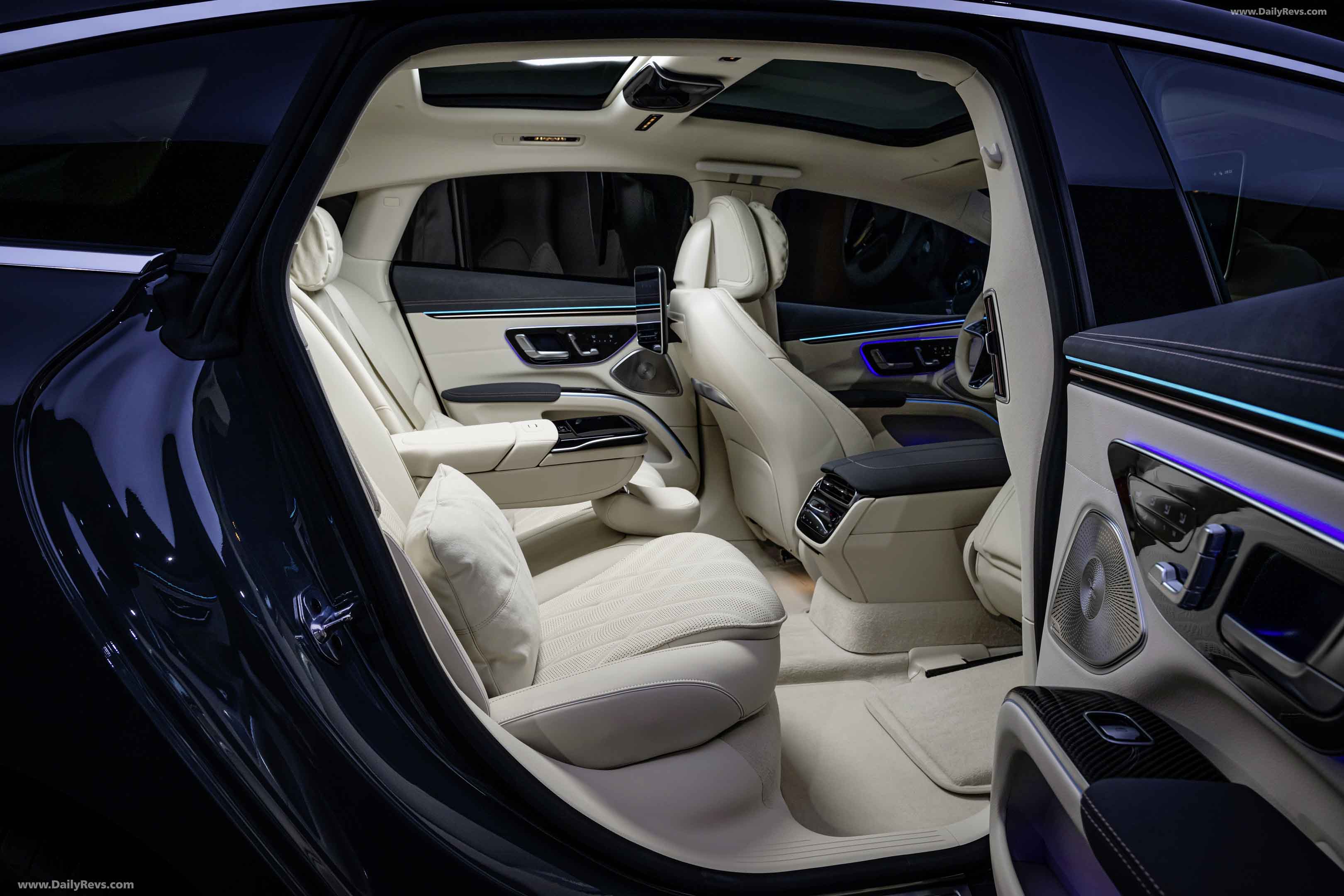 Image for 2025 Mercedes-Benz EQS - Exteriors, Interiors and Details