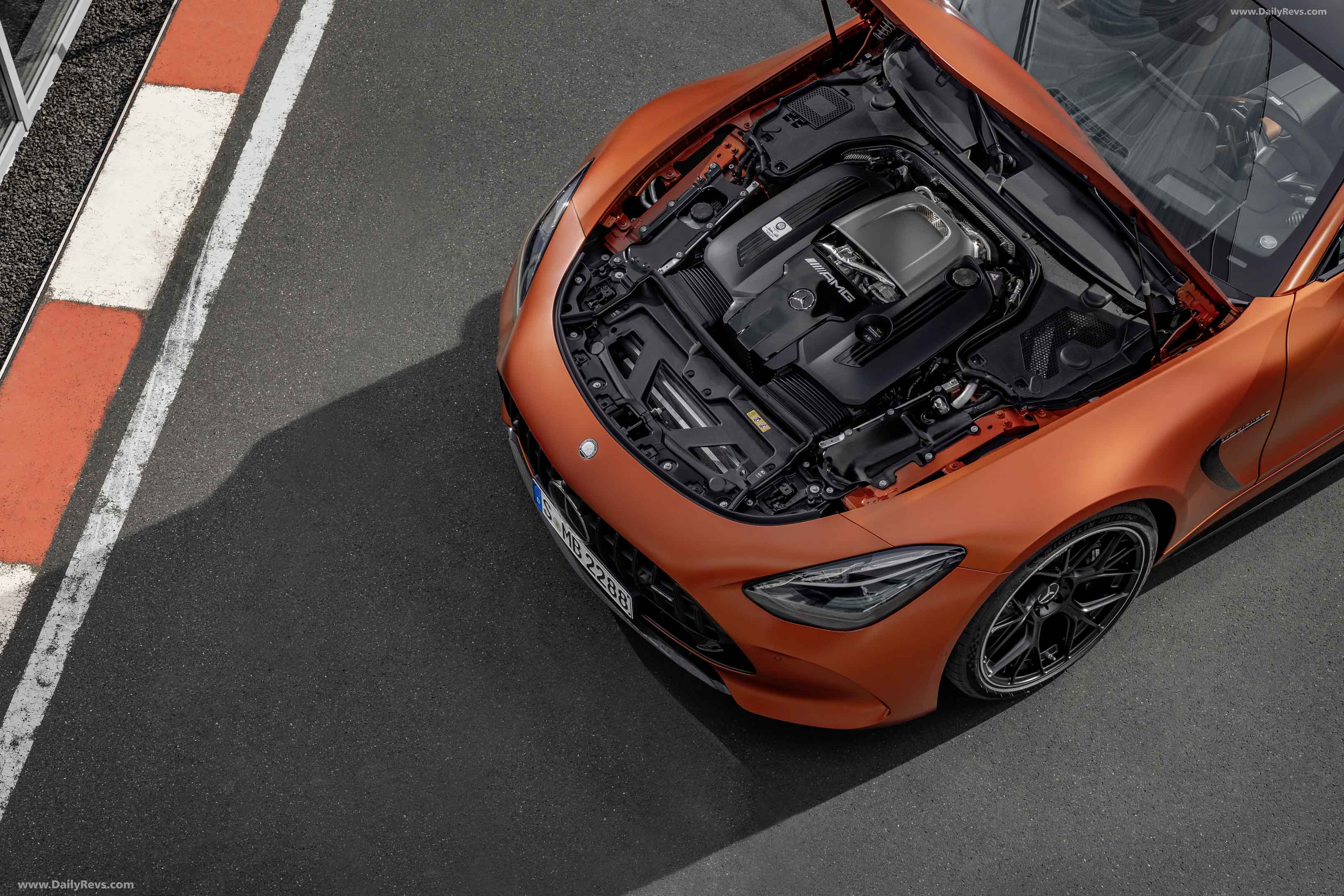 2025 MercedesBenz AMG GT 63 S E Performance Stunning HD Photos, Videos, Specs, Features