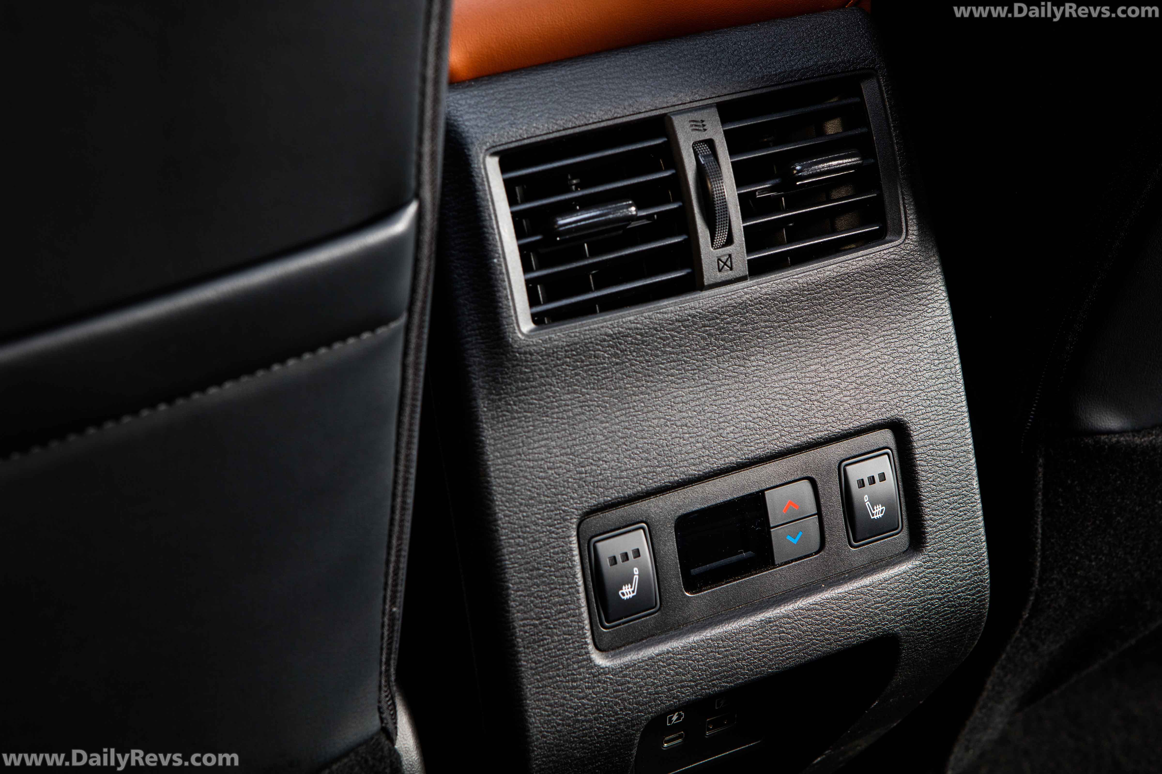 Image for 2022 Mitsubishi Outlander - Exteriors, Interiors and Details