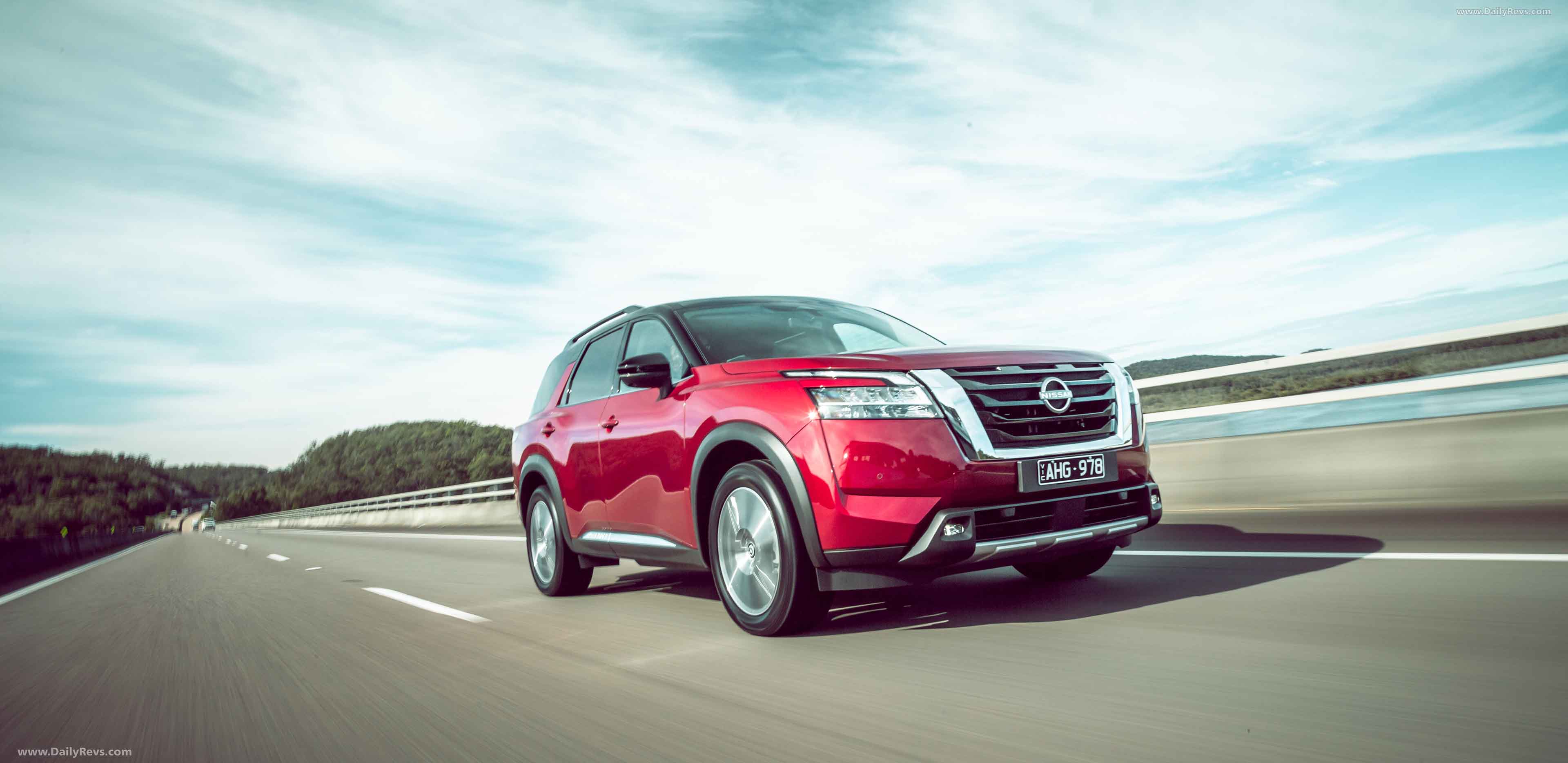 Picture of 2023 Nissan Pathfinder Ti-L