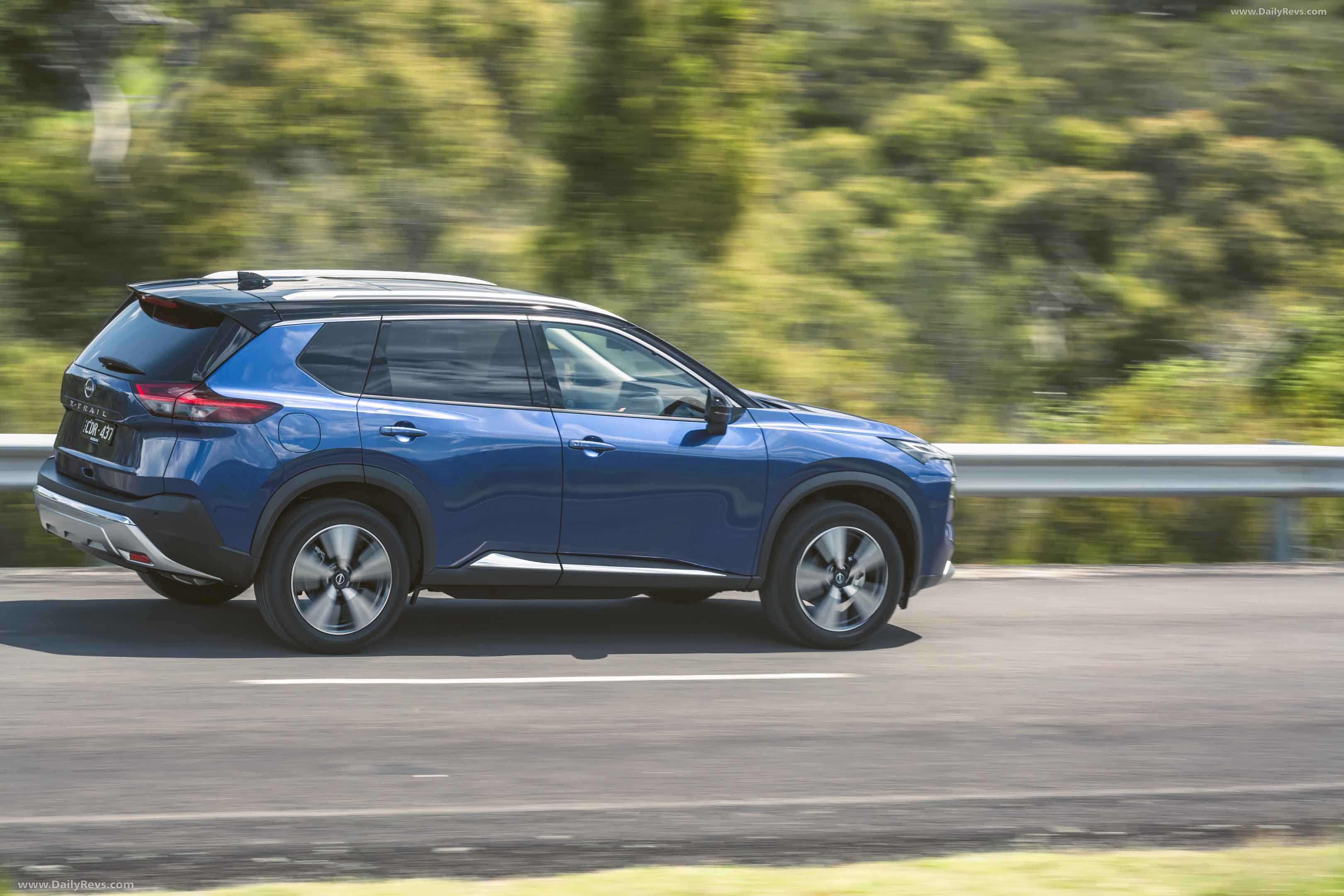 Image for 2023 Nissan X-Trail Ti - Exteriors, Interiors and Details