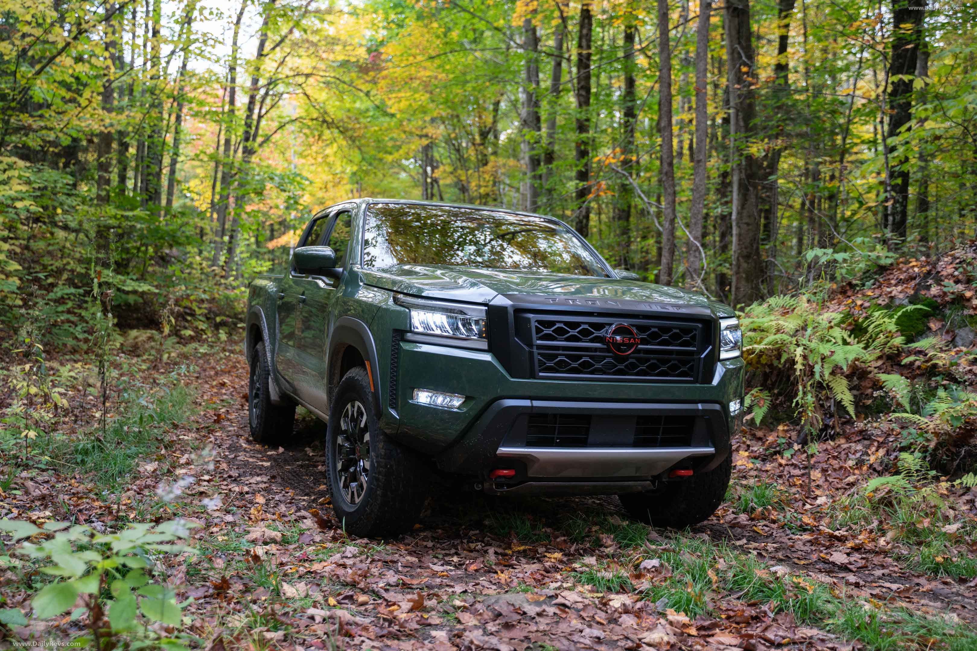 Image for 2022 Nissan Frontier Tactical Green Metallic - Exteriors, Interiors and Details