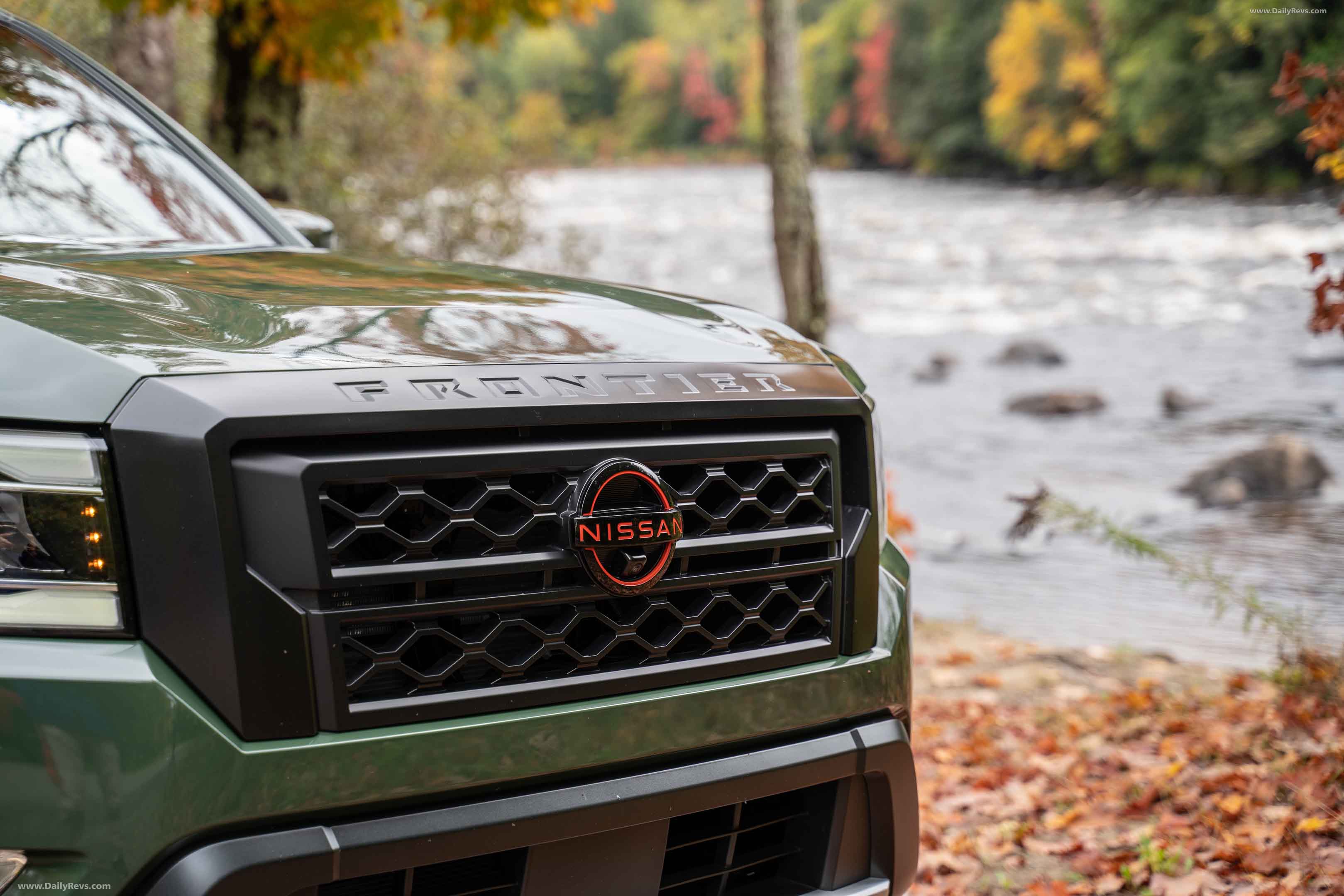 Image for 2022 Nissan Frontier Tactical Green Metallic - Exteriors, Interiors and Details