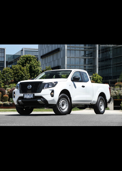 Image for 2021 Nissan Navara SL - Exteriors, Interiors and Details