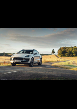 Image for 2022 Porsche Macan T UK Version - Exteriors, Interiors and Details