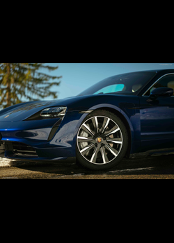 Image for 2022 Porsche Taycan Turbo Sport Turismo Gentian Blue Metallic - Exteriors, Interiors and Details